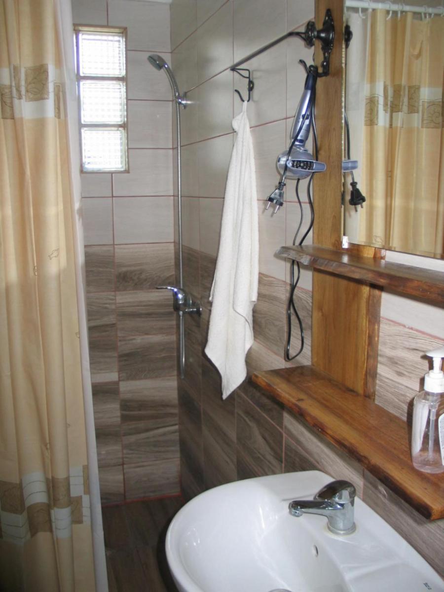 Quadruple Room - Photo 4