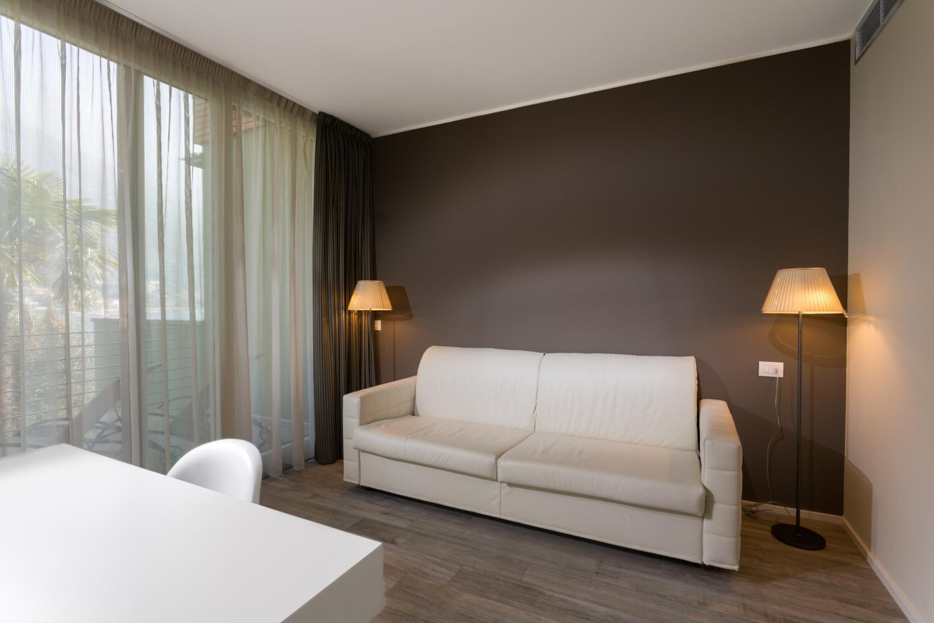 Suite with View - Annex photo 2