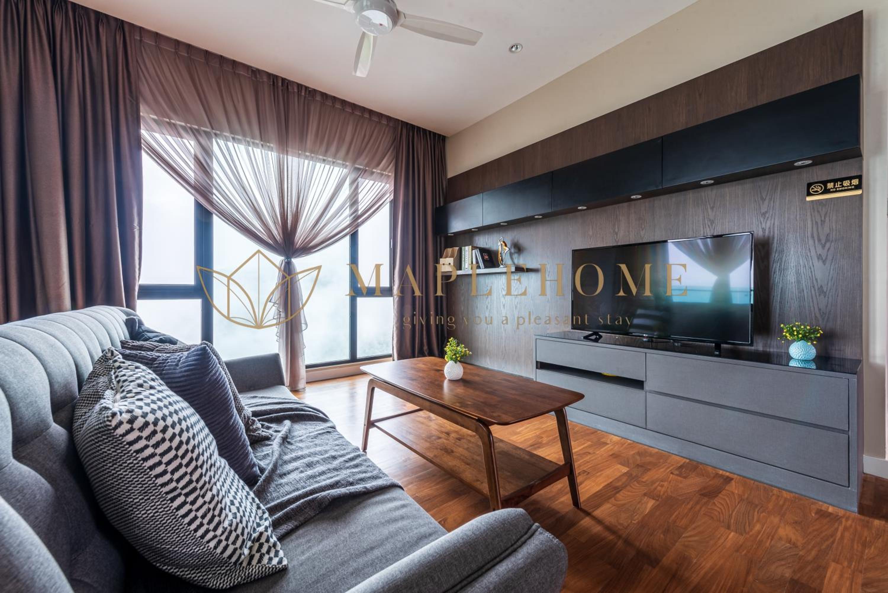 Royal Three-Bedroom Suite - Photo 11