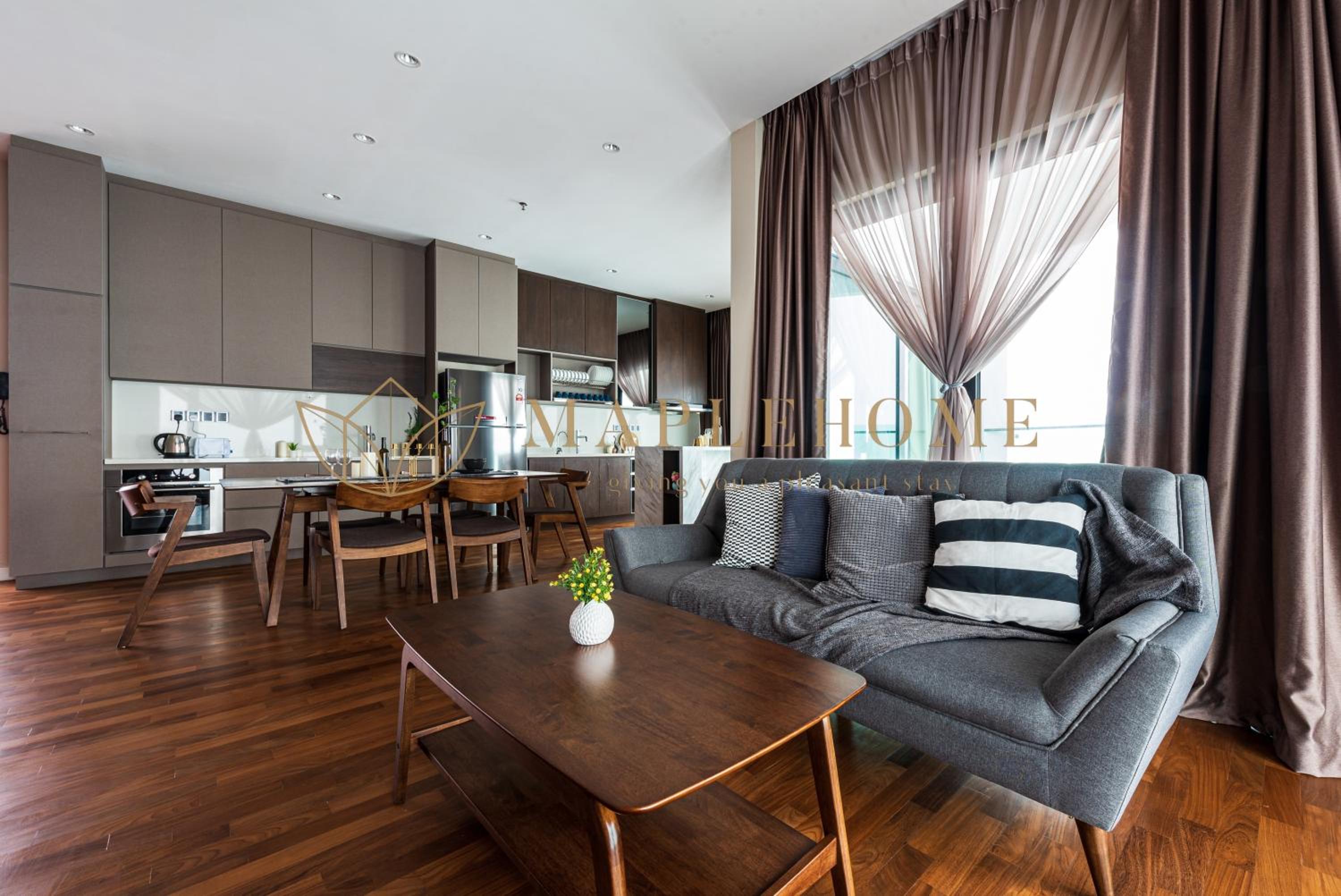 Royal Three-Bedroom Suite - Photo 7