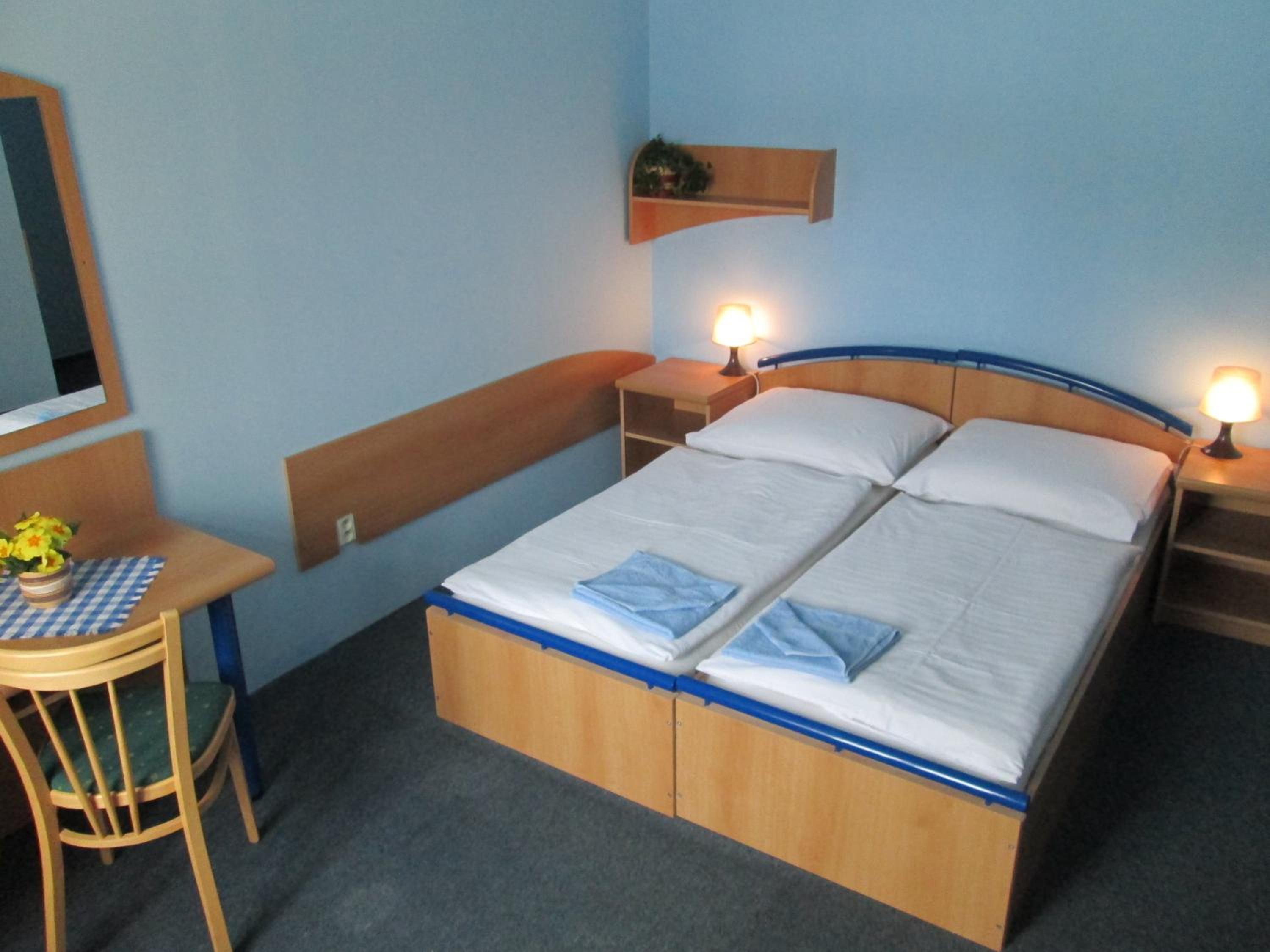 Studio (4 Adults)
