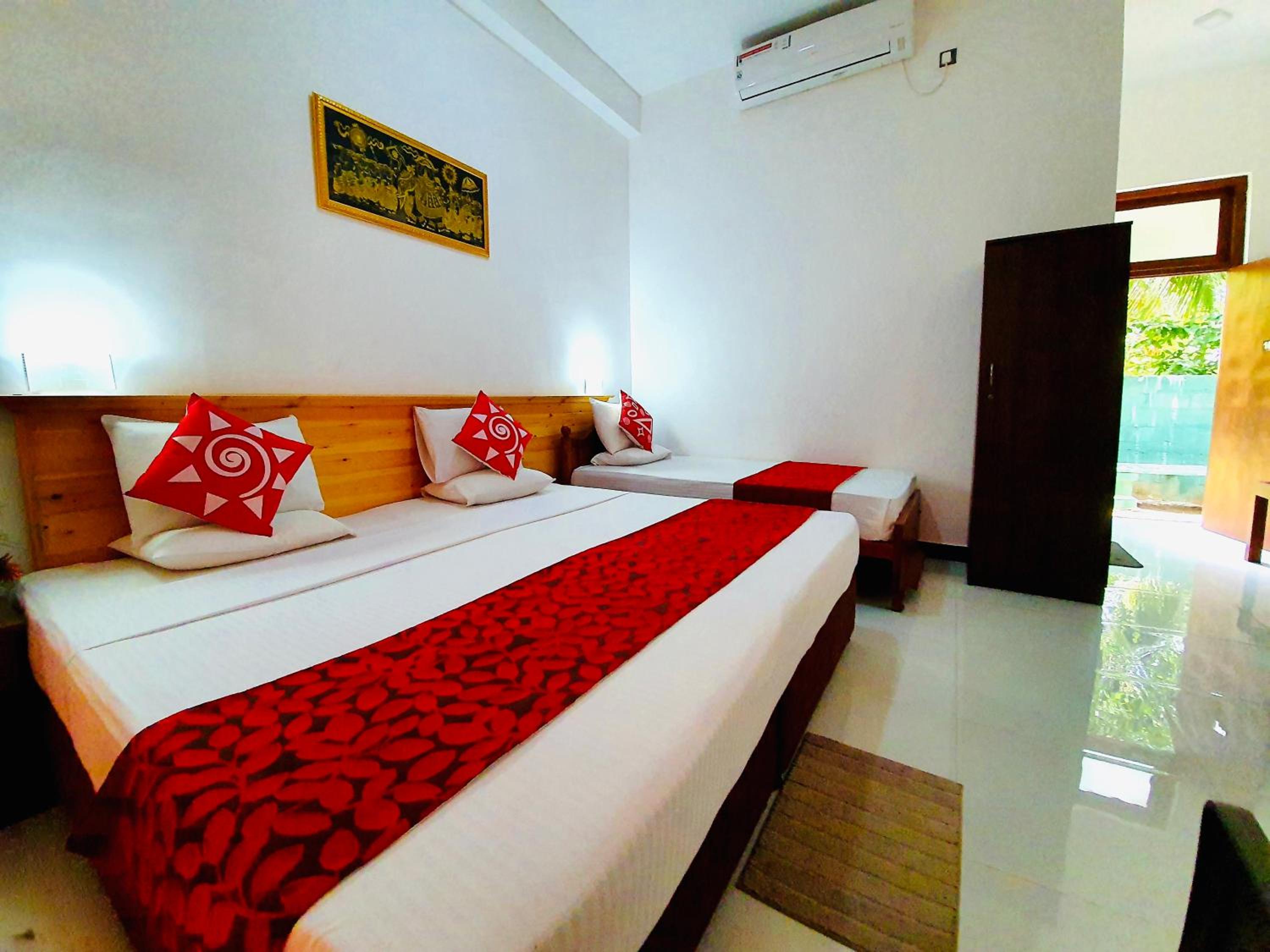 Deluxe Triple Room photo 3