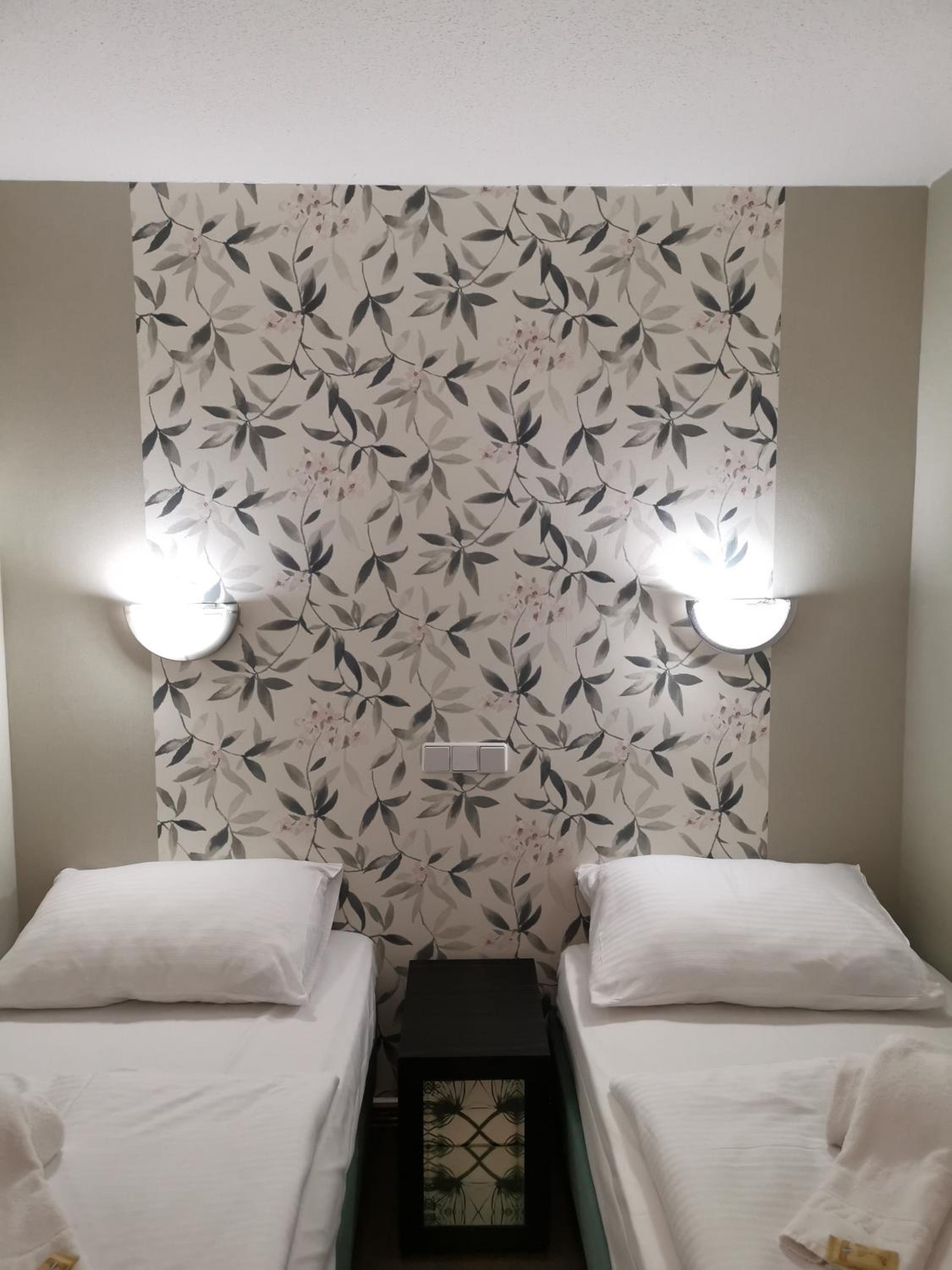 Small Double Room photo 1