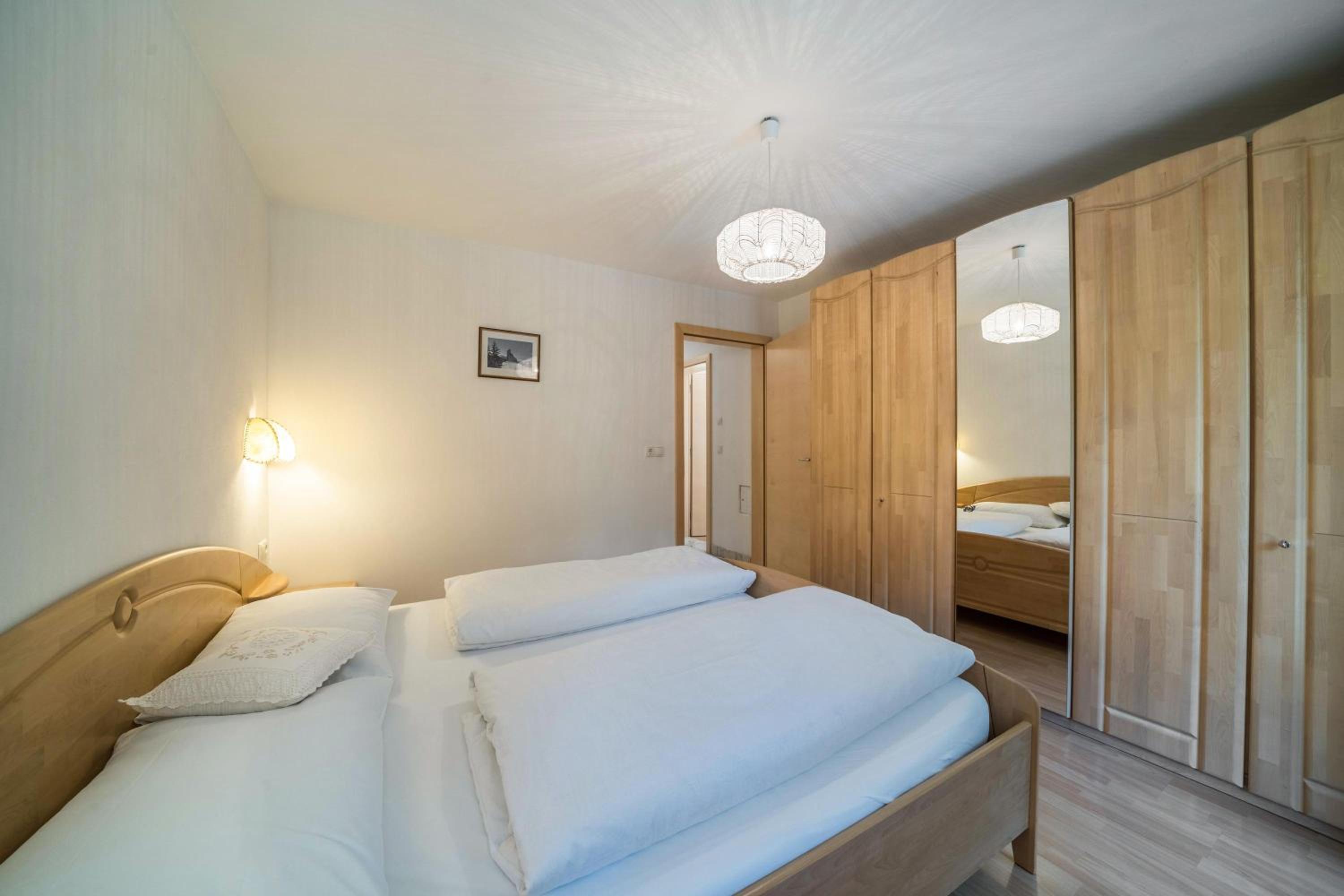 Superior One-Bedroom Apartment with Balcony - Photo 12