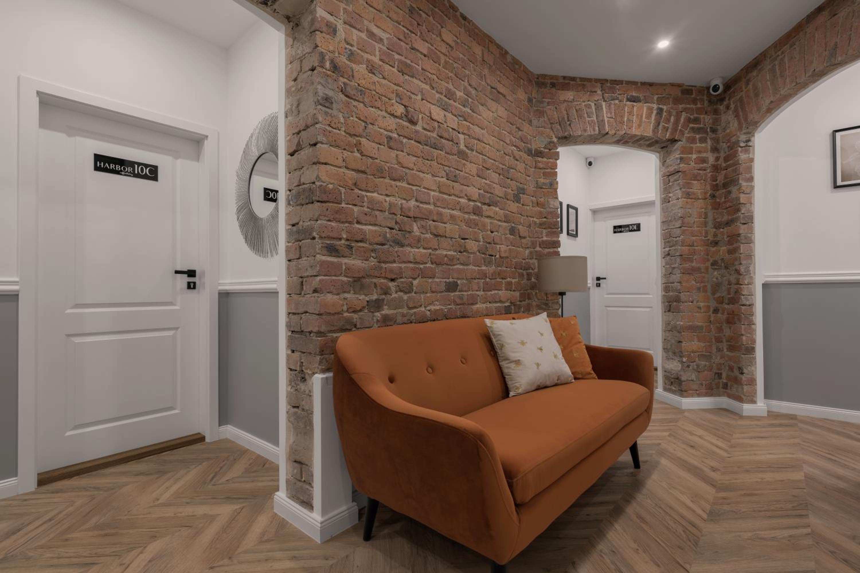 Double Room with Private Bathroom - Photo 9