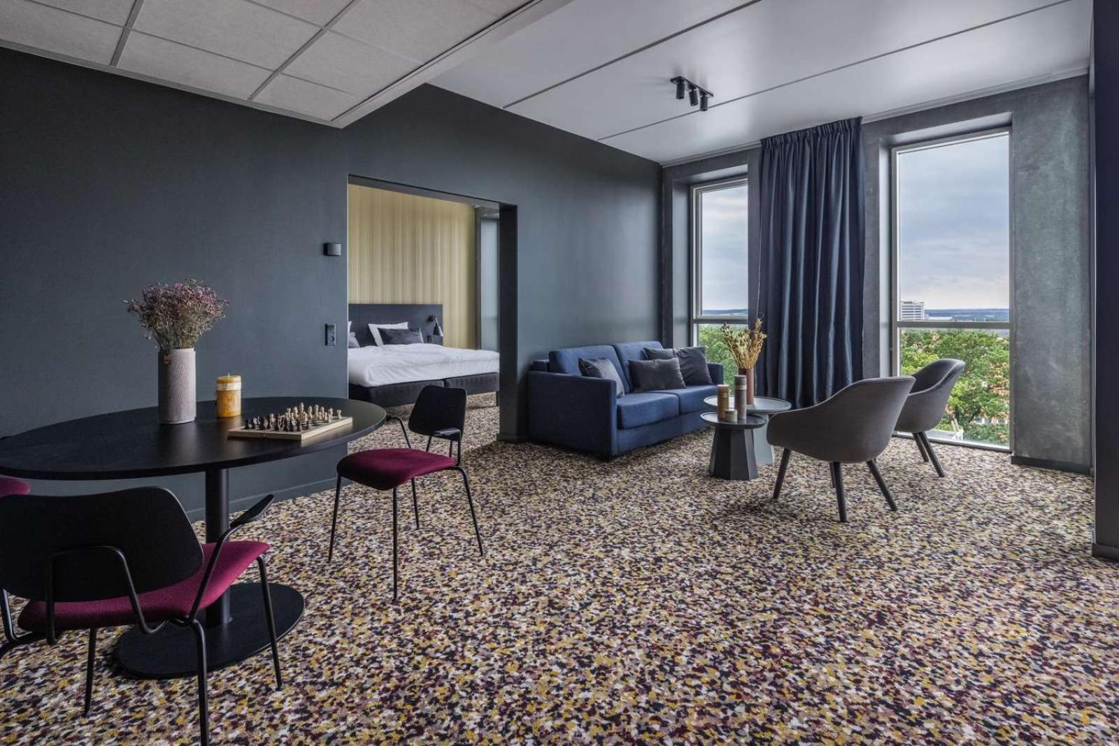 King Suite with Balcony - Photo 1