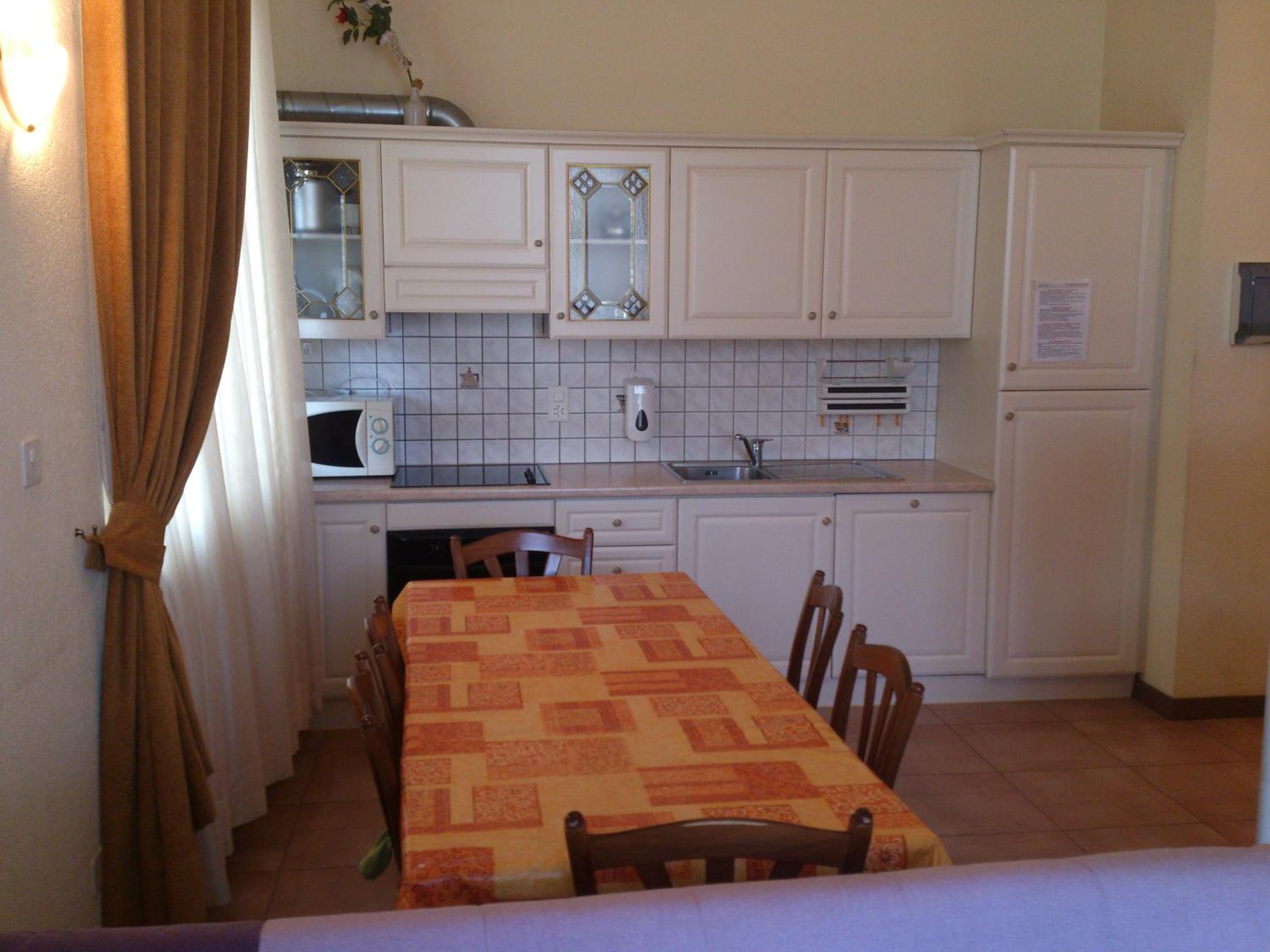 Apartment - Photo 4