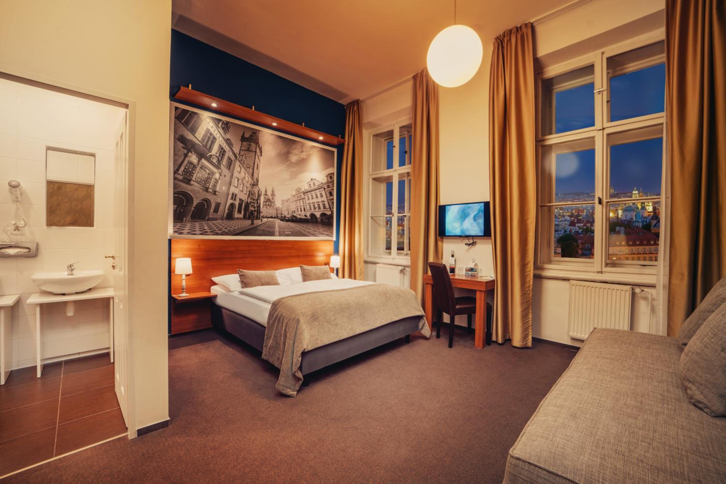 Superior Double or Twin Room