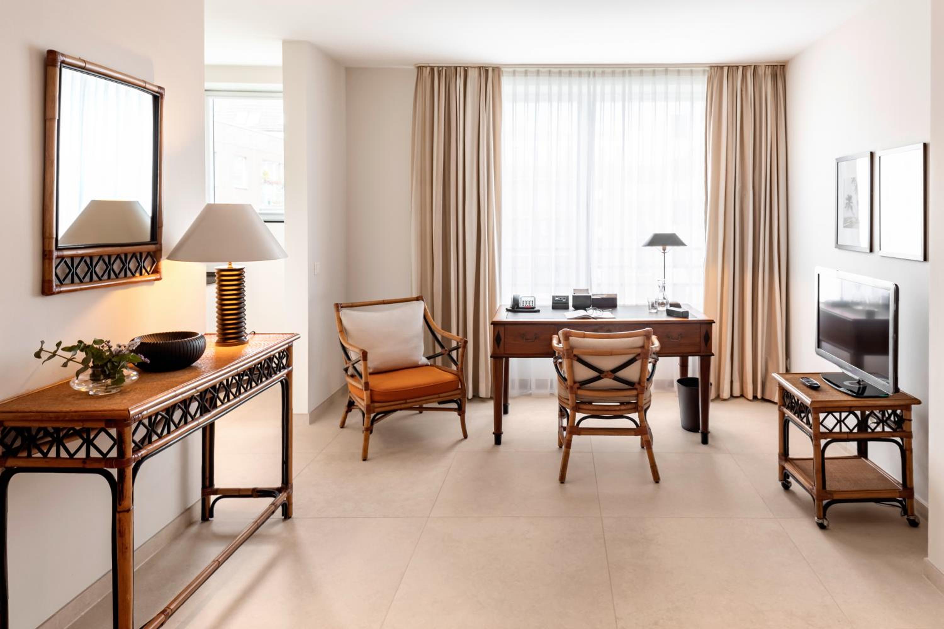 Business Suite