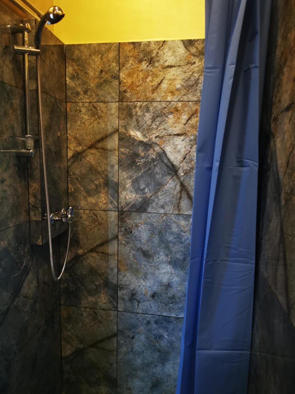 Deluxe Triple Room - Photo 2