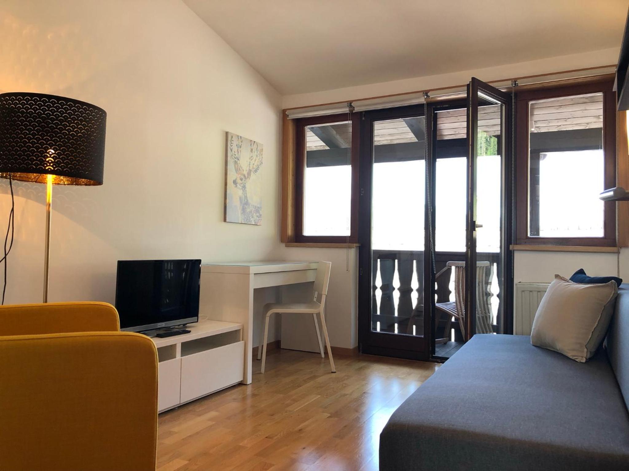 One-Bedroom Apartment photo 3