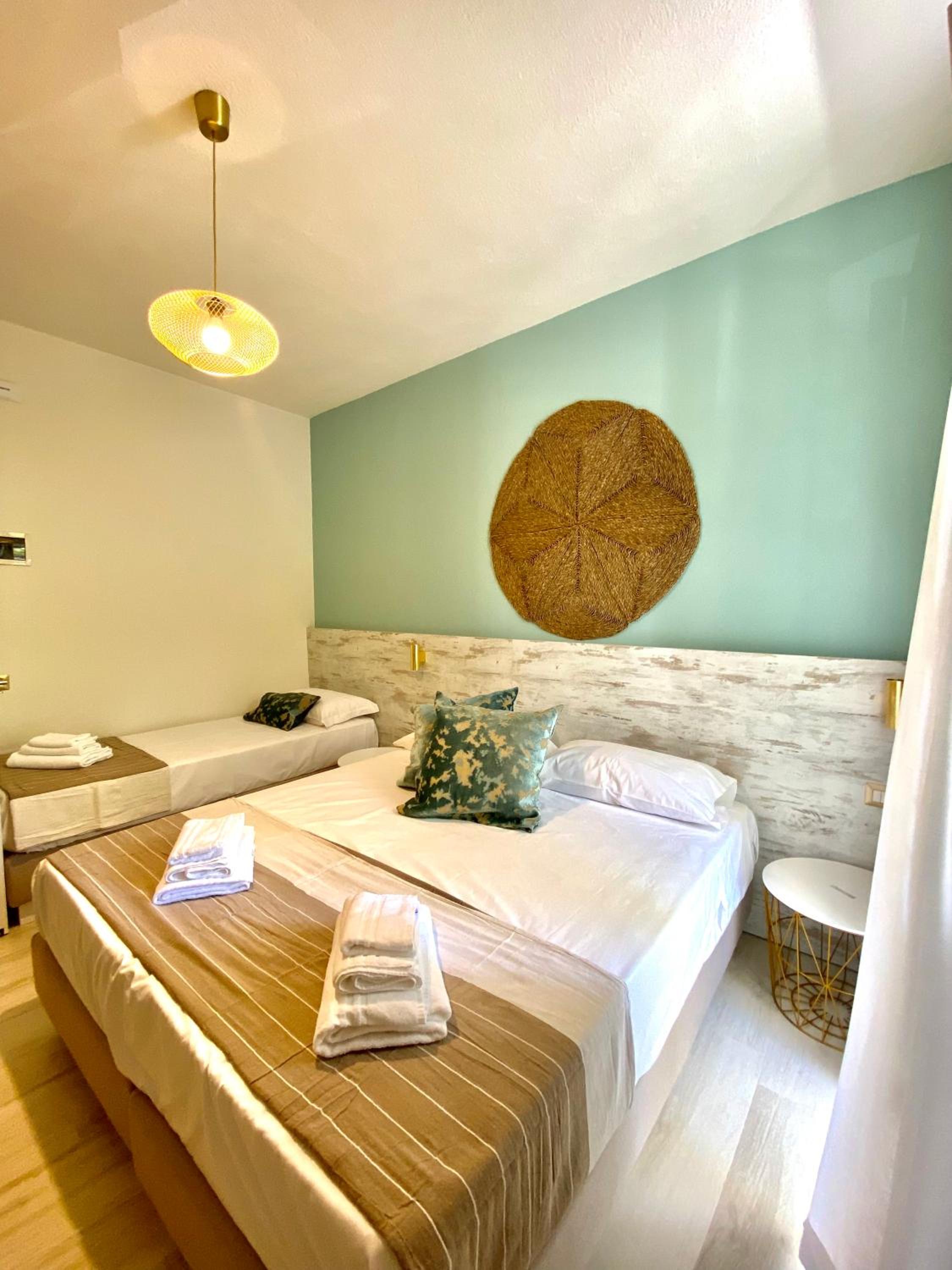 Classic Triple Room - Photo 1