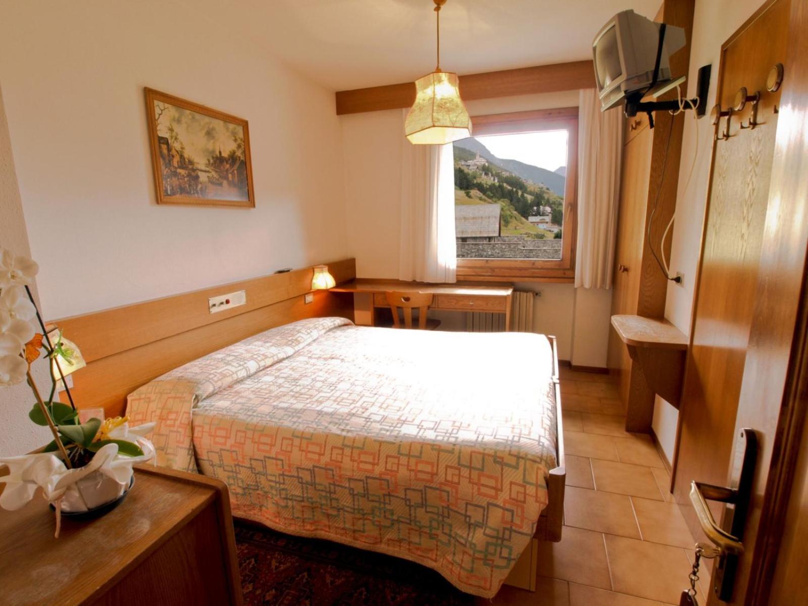Double or Twin Room - Photo 1