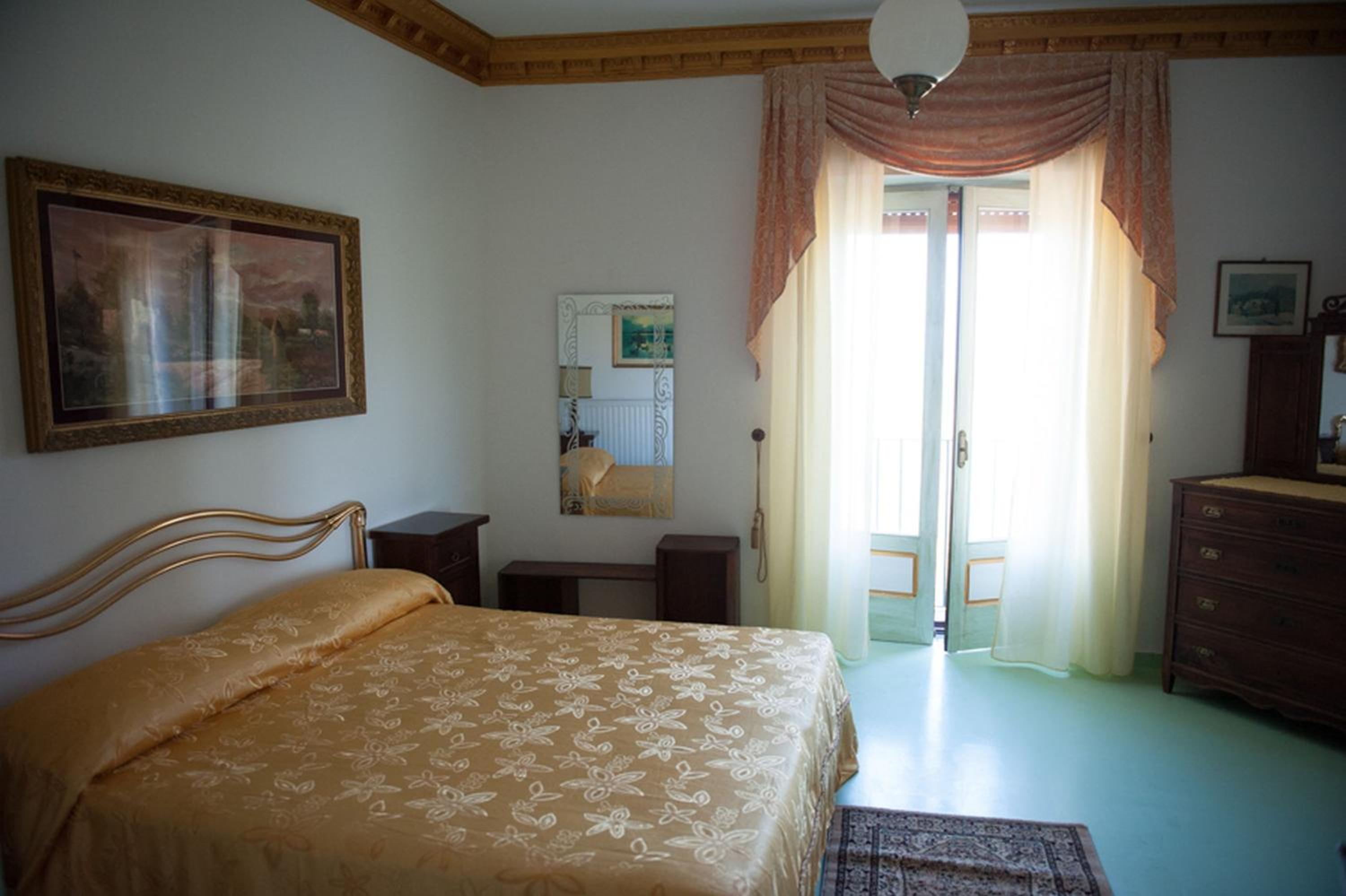 Suite with Balcony photo 2