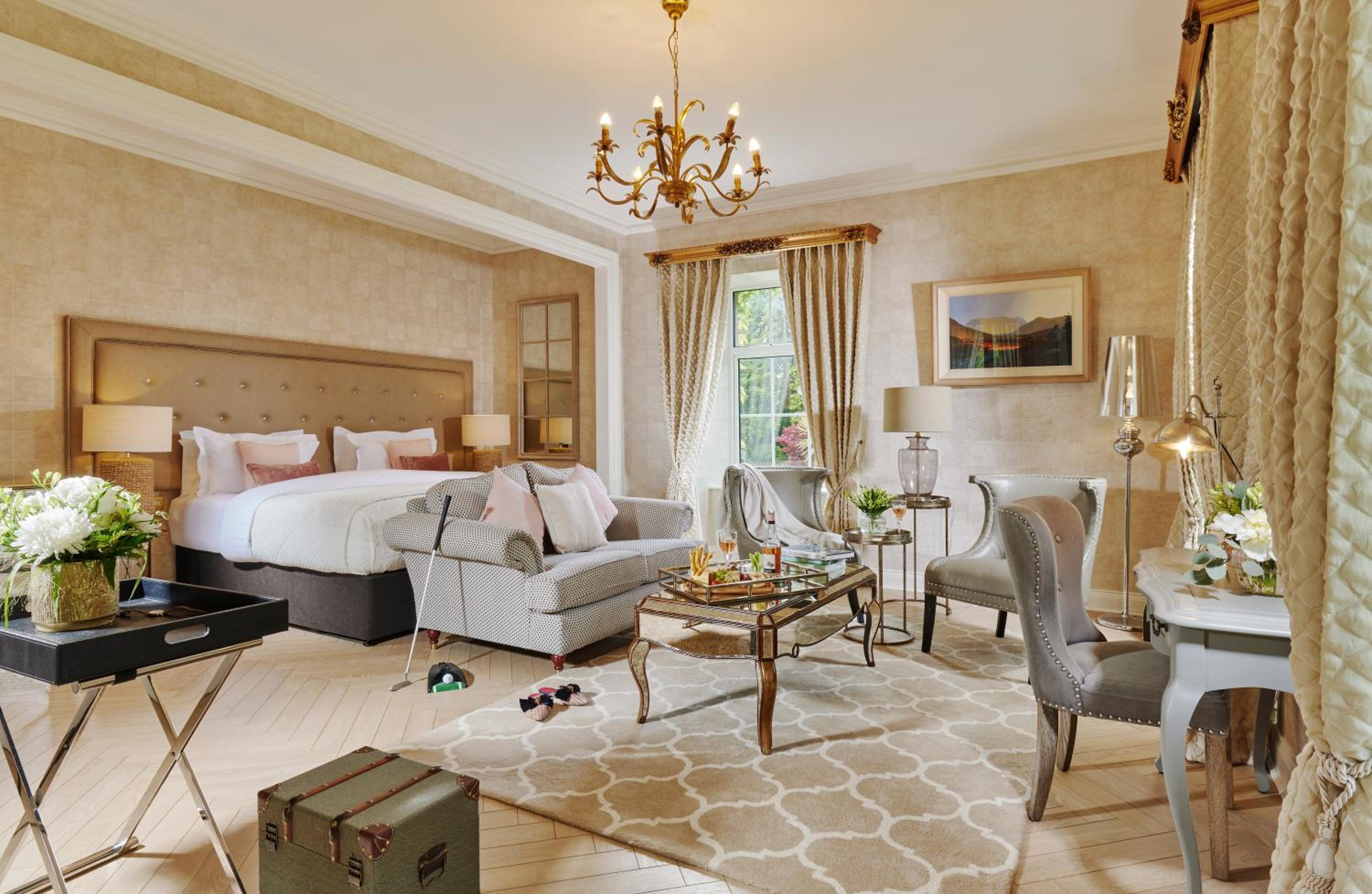 Victorian Suite - Photo 1