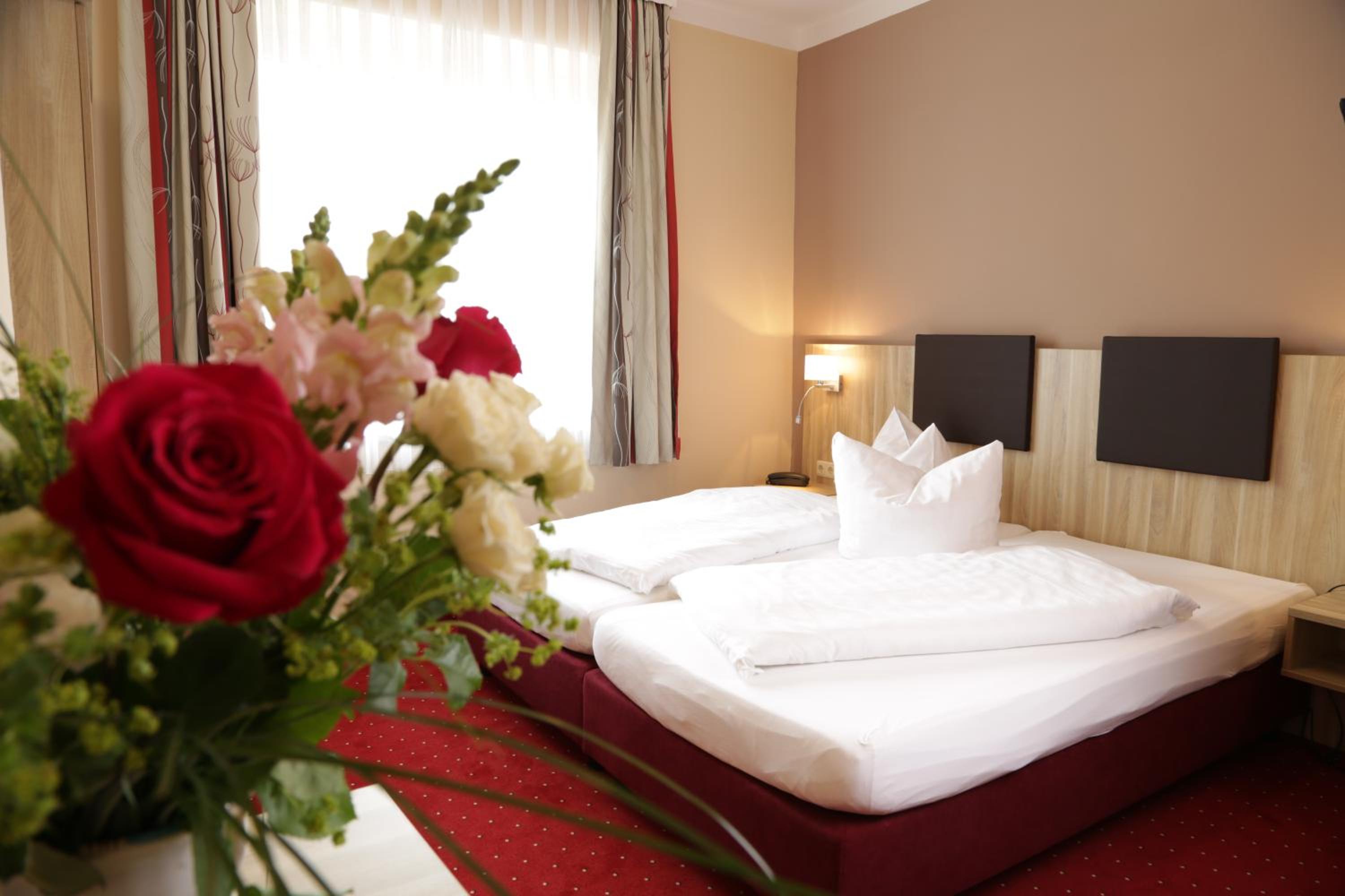 Double Room - Photo 1
