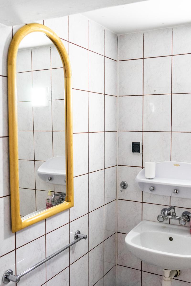 Double Room with Private Bathroom photo 1