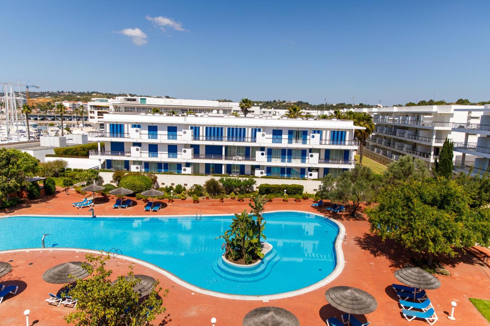 One-Bedroom Suite with Marina or Pool View (1-4 Adults) - Photo 8