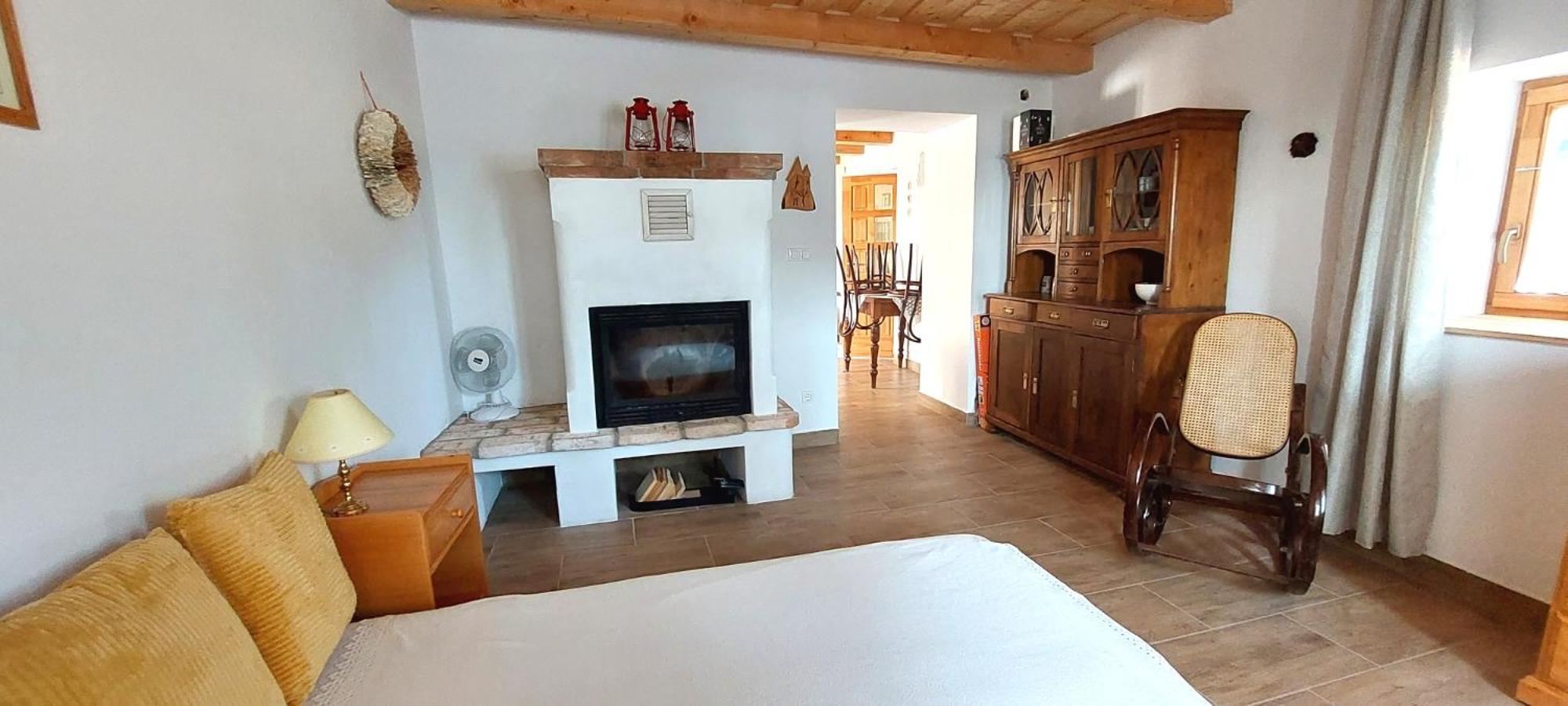 Two-Bedroom Apartment - Photo 19