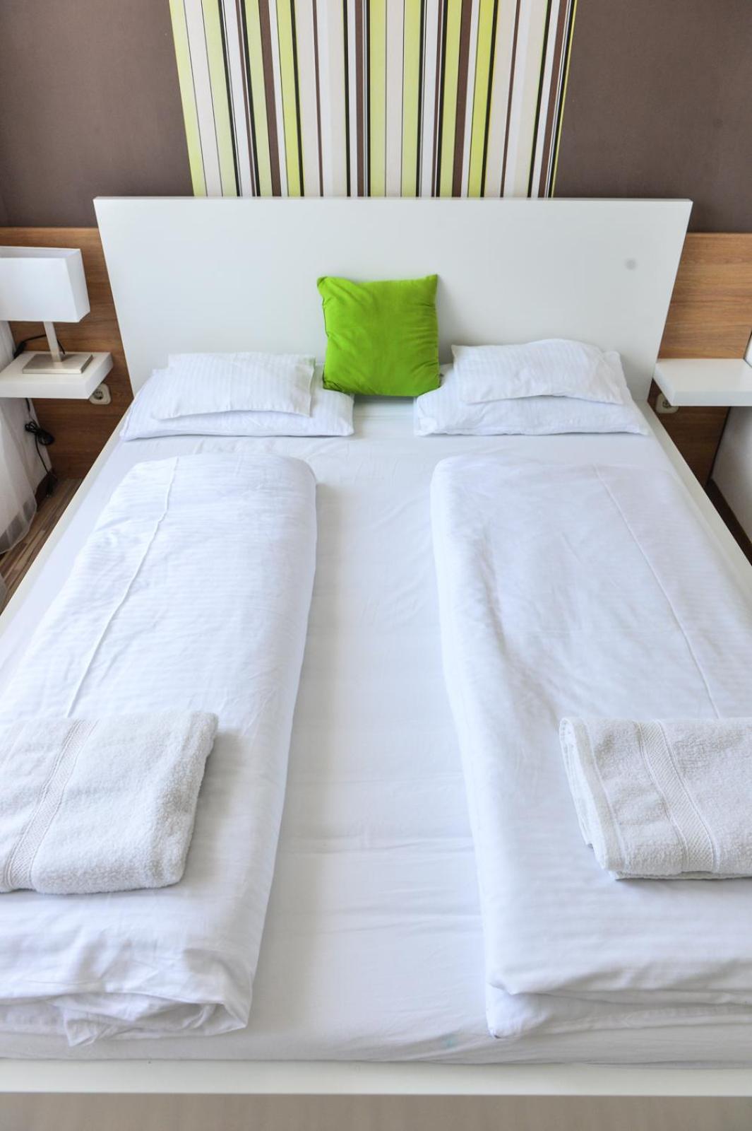 Double Room with Extra Bed photo 2