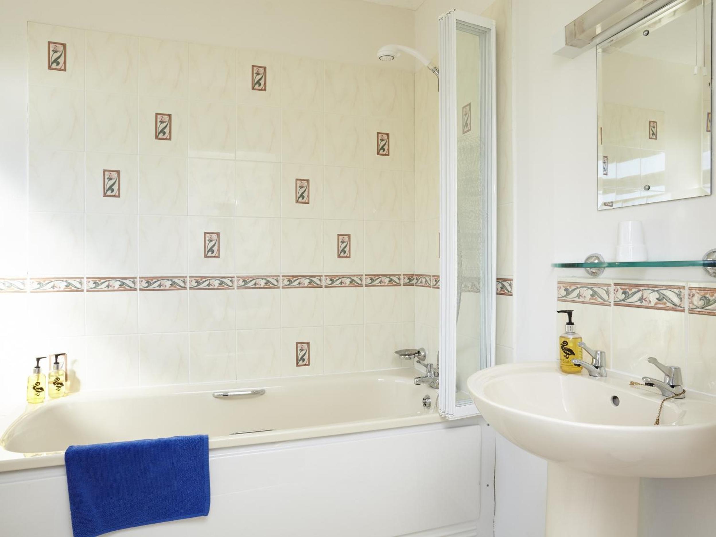 Small Double Room photo 3