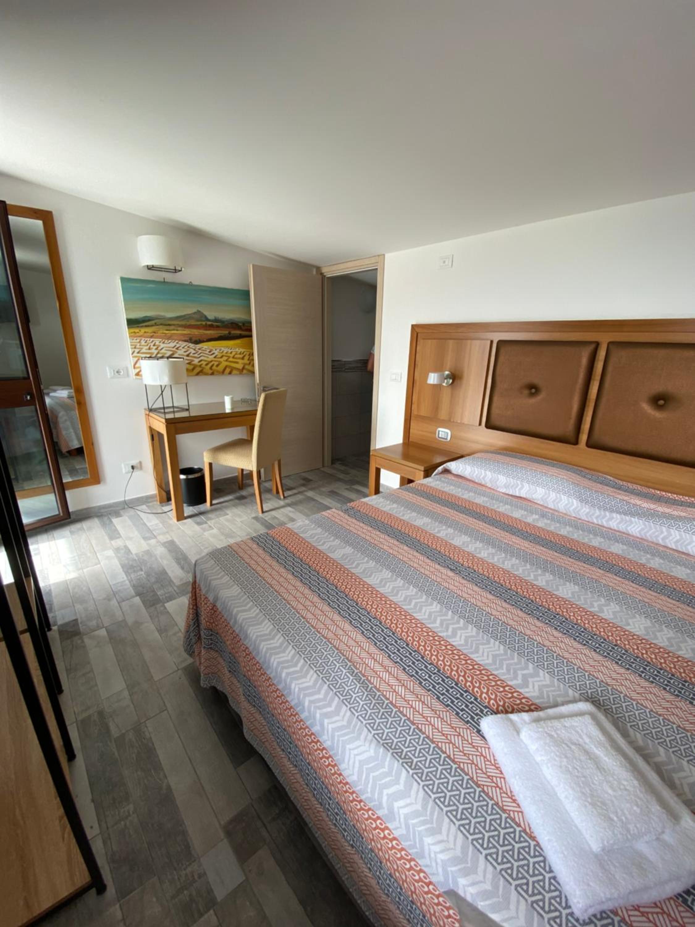 Double Room with Private Bathroom photo 2