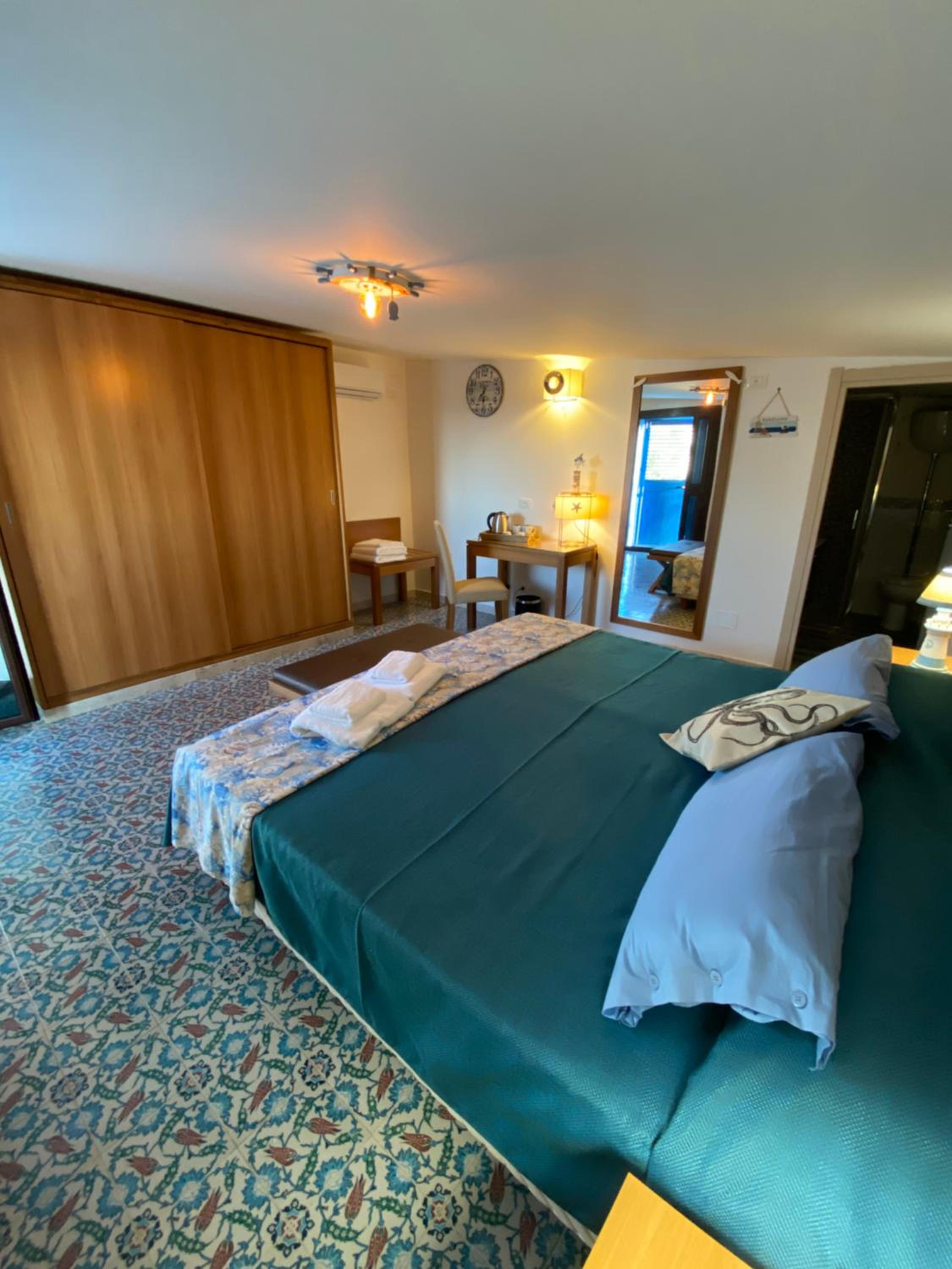 Triple Room - Photo 2