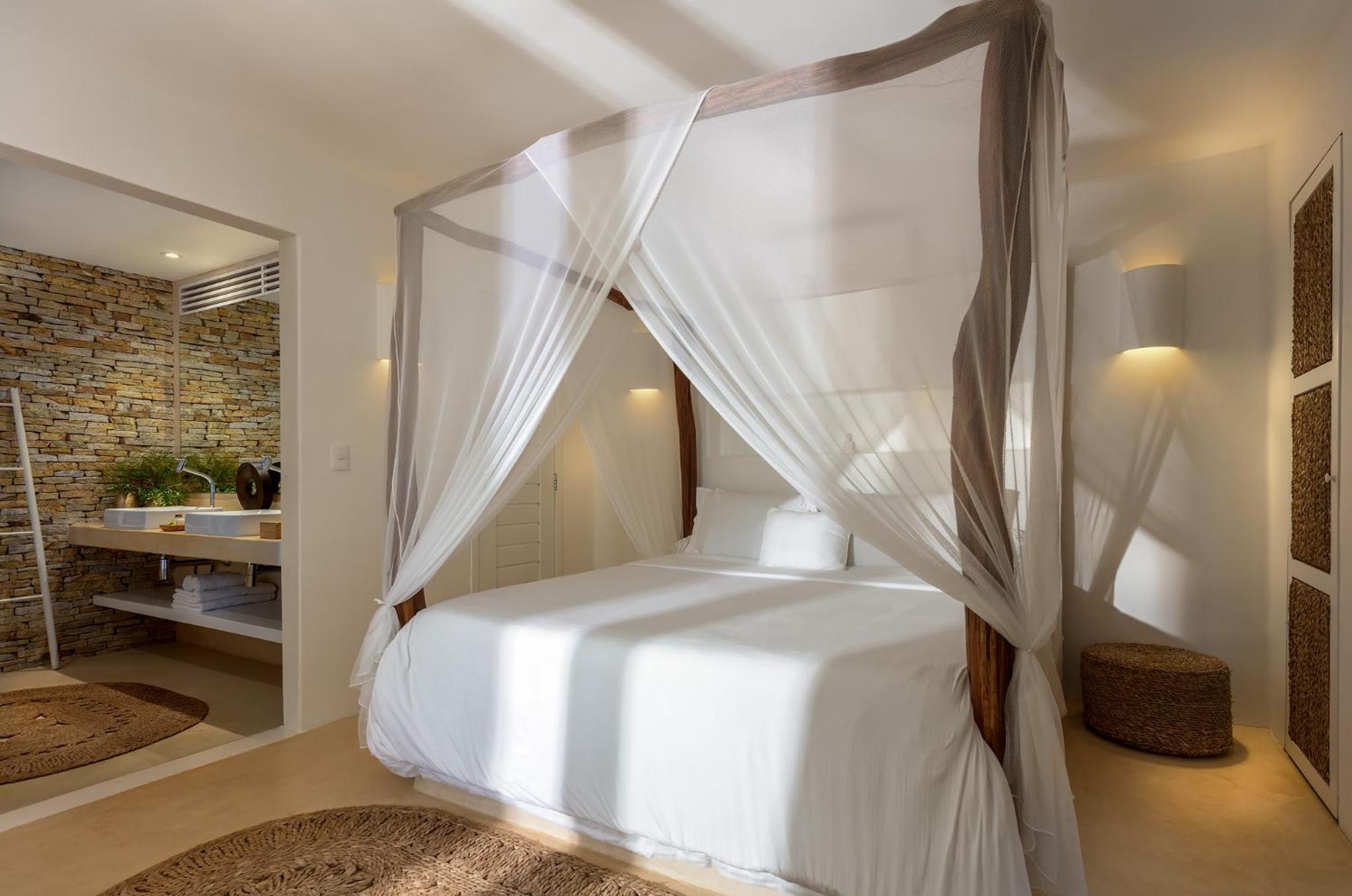 Deluxe Double Room with Bath & Sea View photo 1