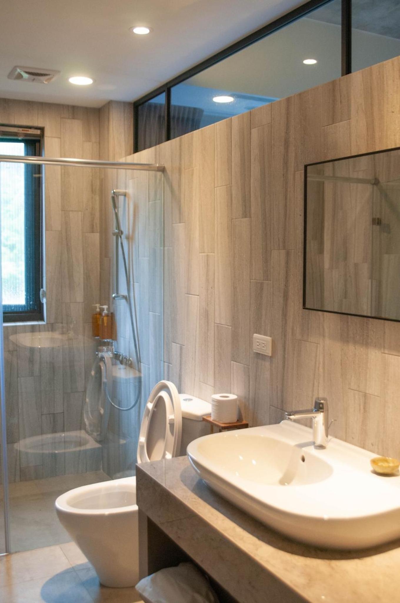 Quadruple Room with Garden View - Photo 8