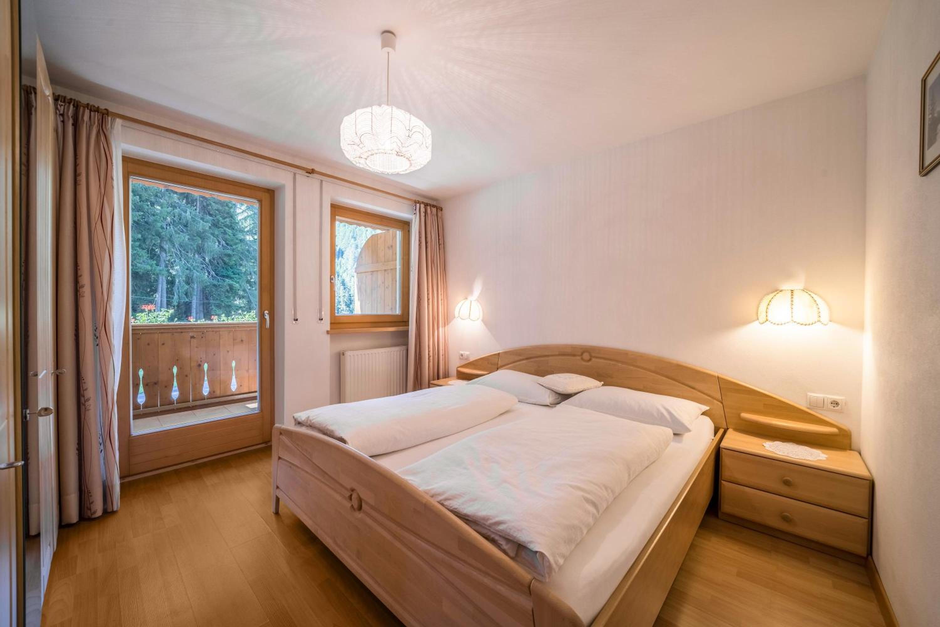 Superior One-Bedroom Apartment with Balcony - Photo 6