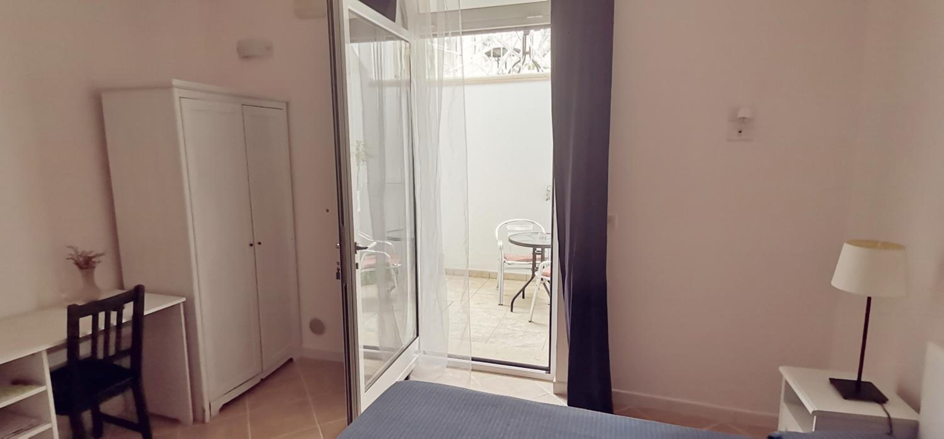 King Room - Photo 16