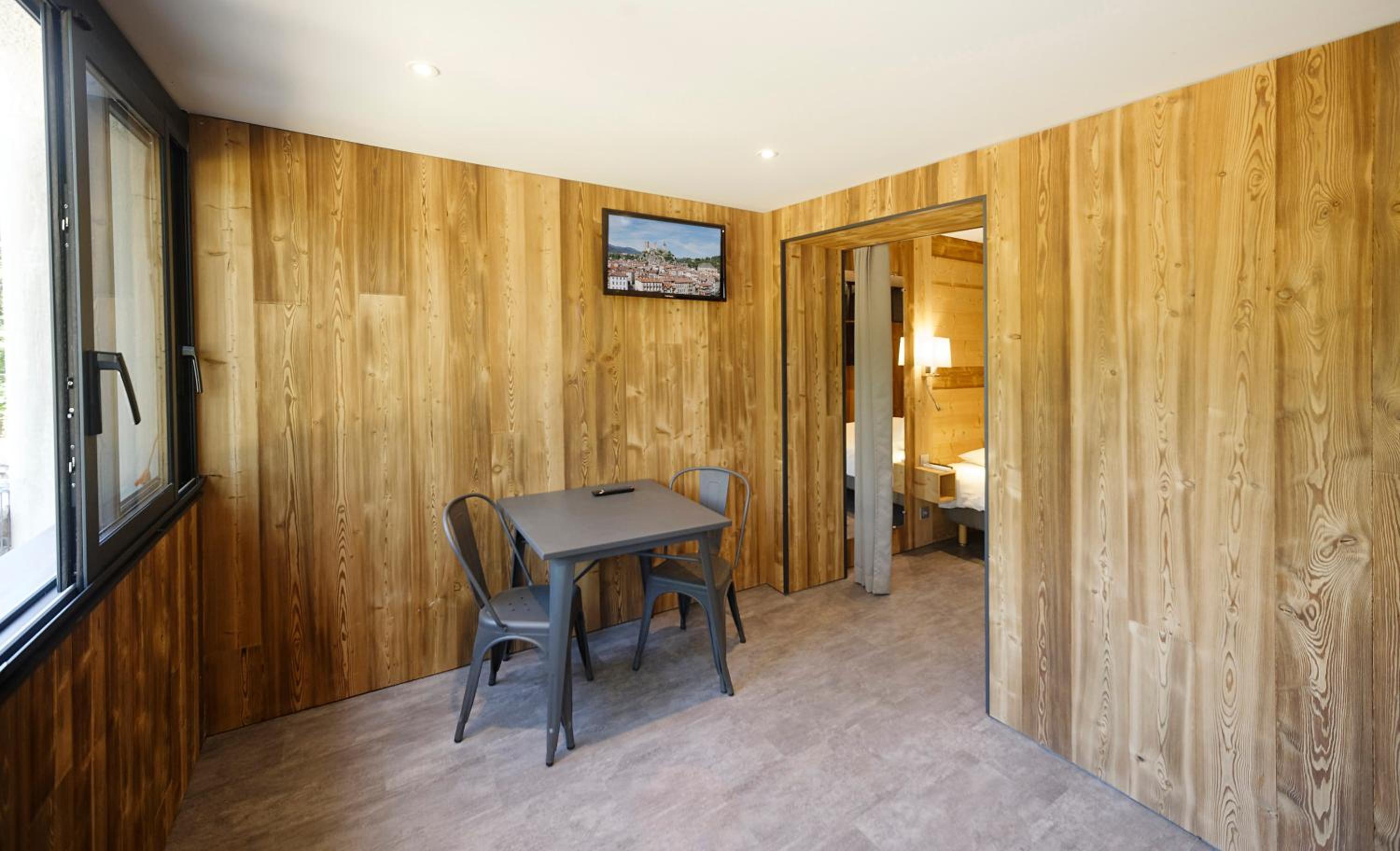 Junior Suite with Terrace - Photo 8