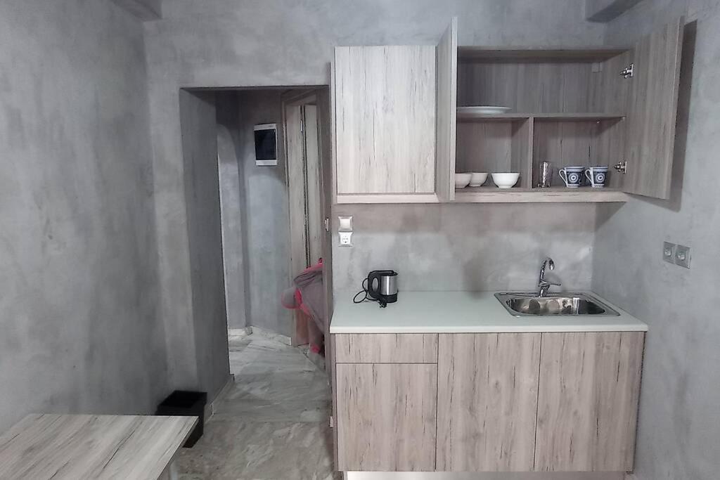 One-Bedroom Apartment - Photo 38