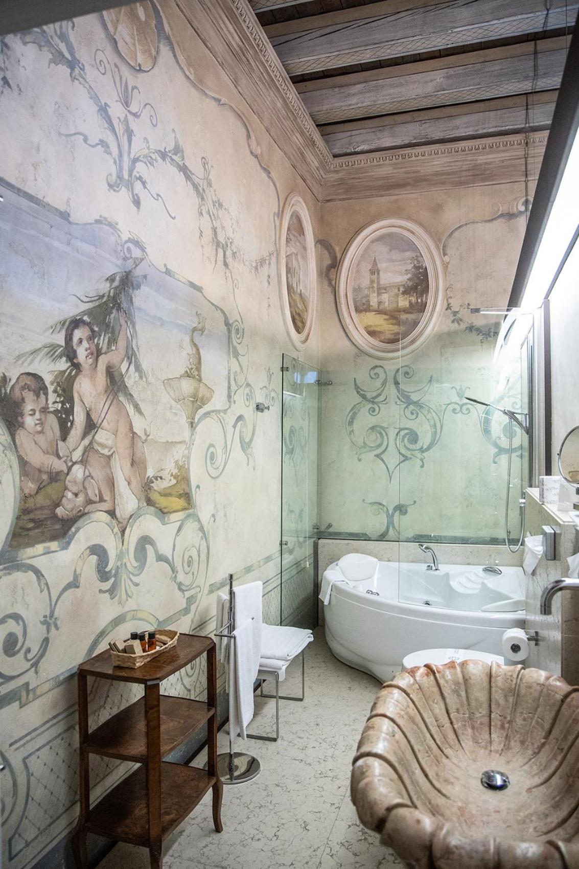 Prestige Suite - Photo 3