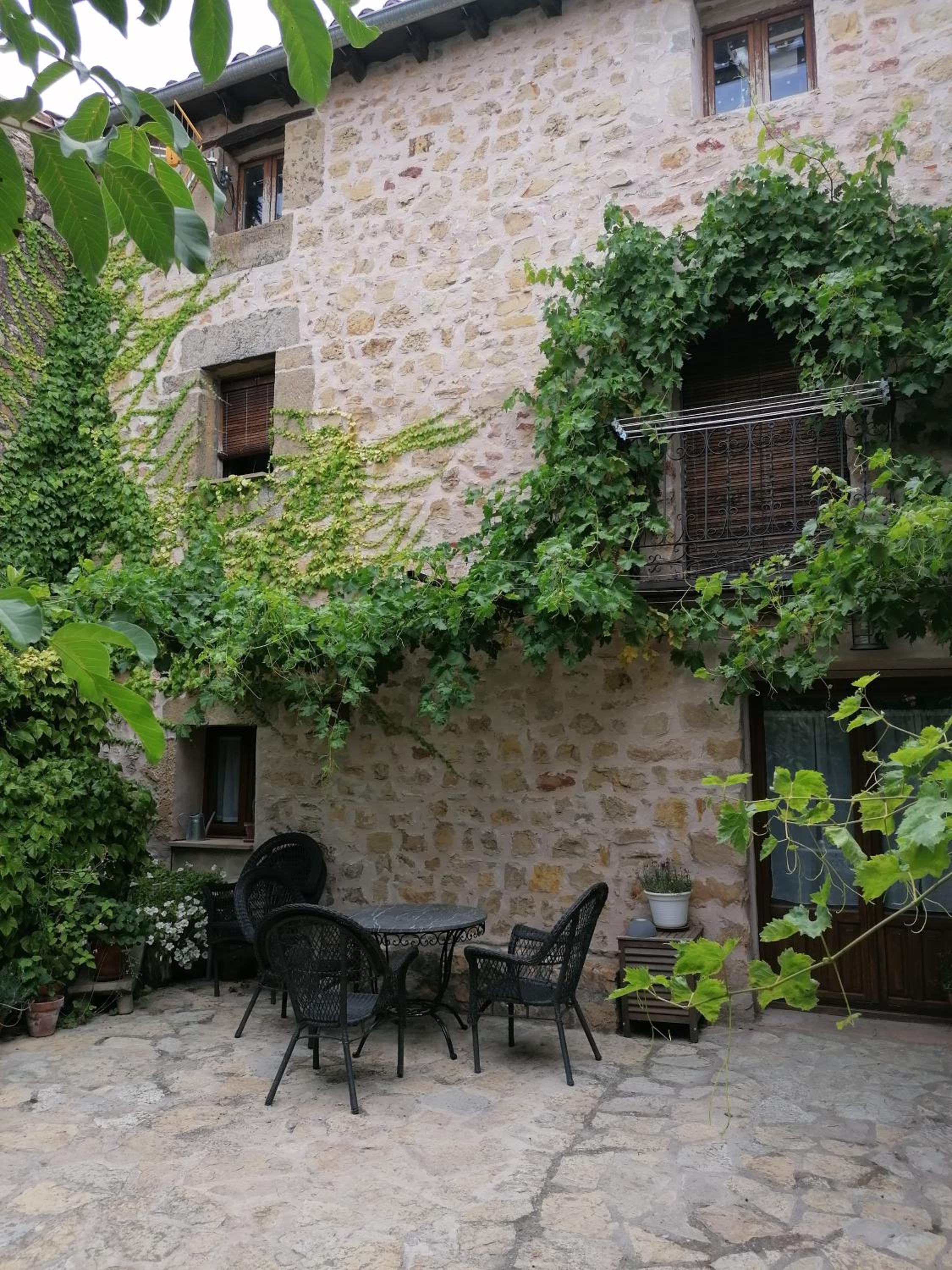 Apartment - Photo 4