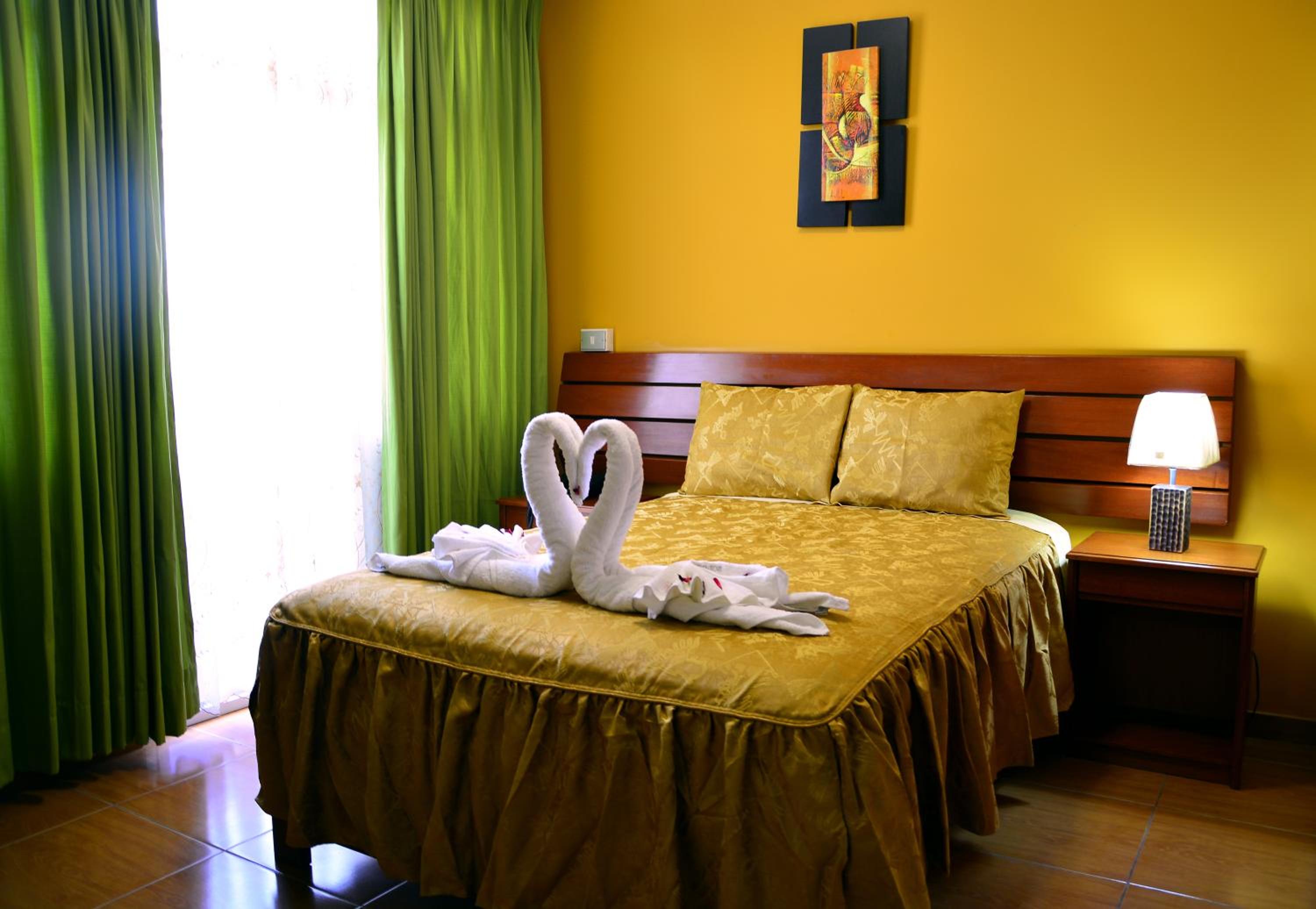 Deluxe Queen Room photo 3