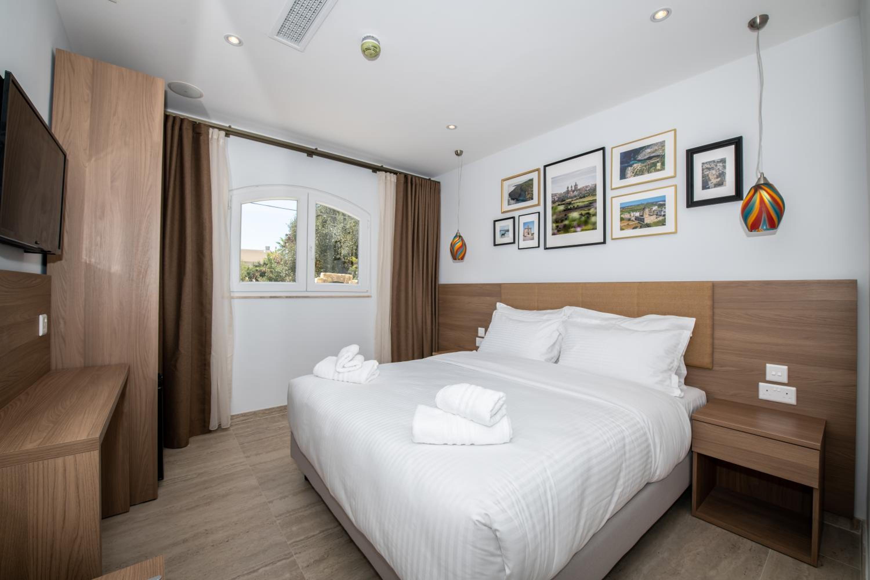 Double Room with Private Bathroom photo 3