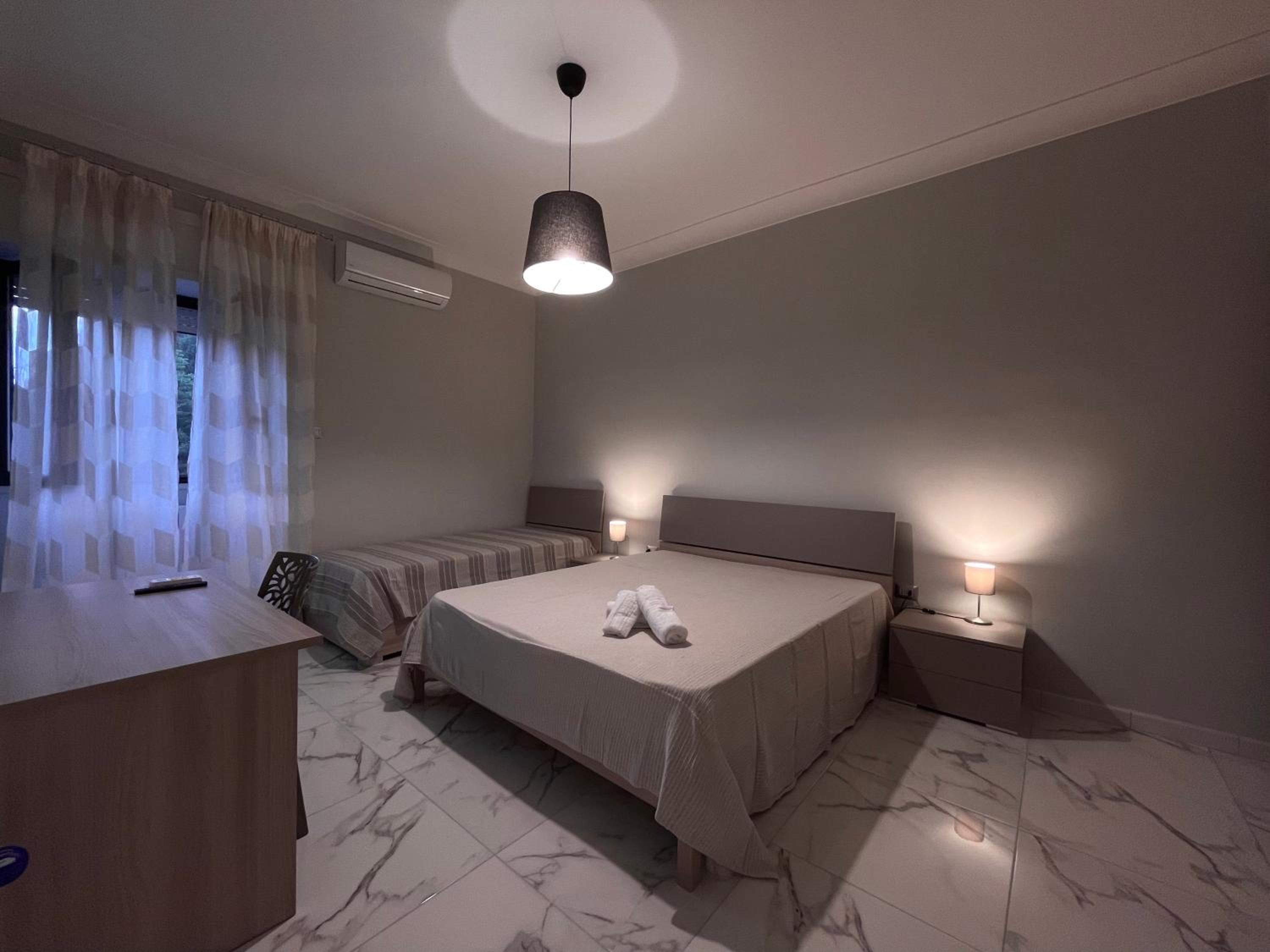 Two-Bedroom Apartment - Photo 9