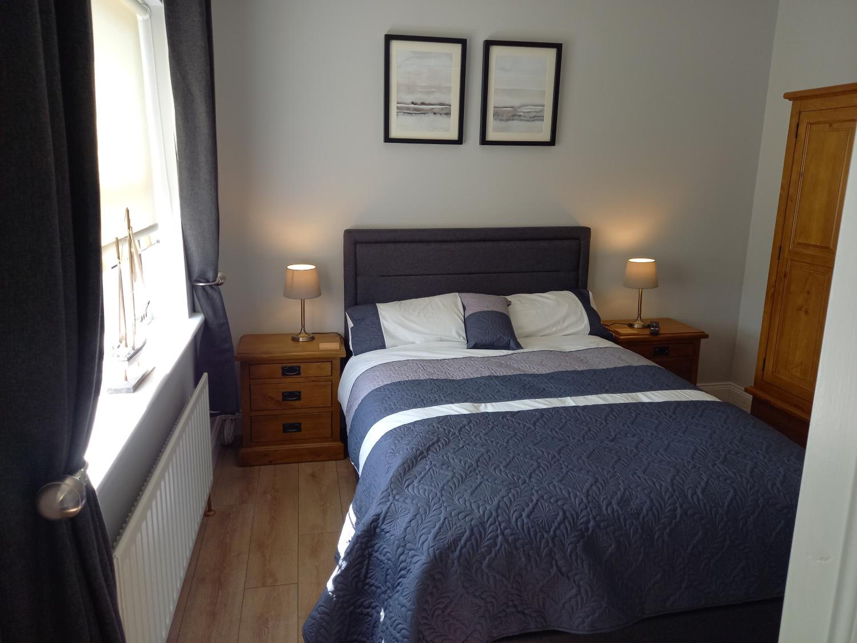 Double Room with Private Bathroom photo 1