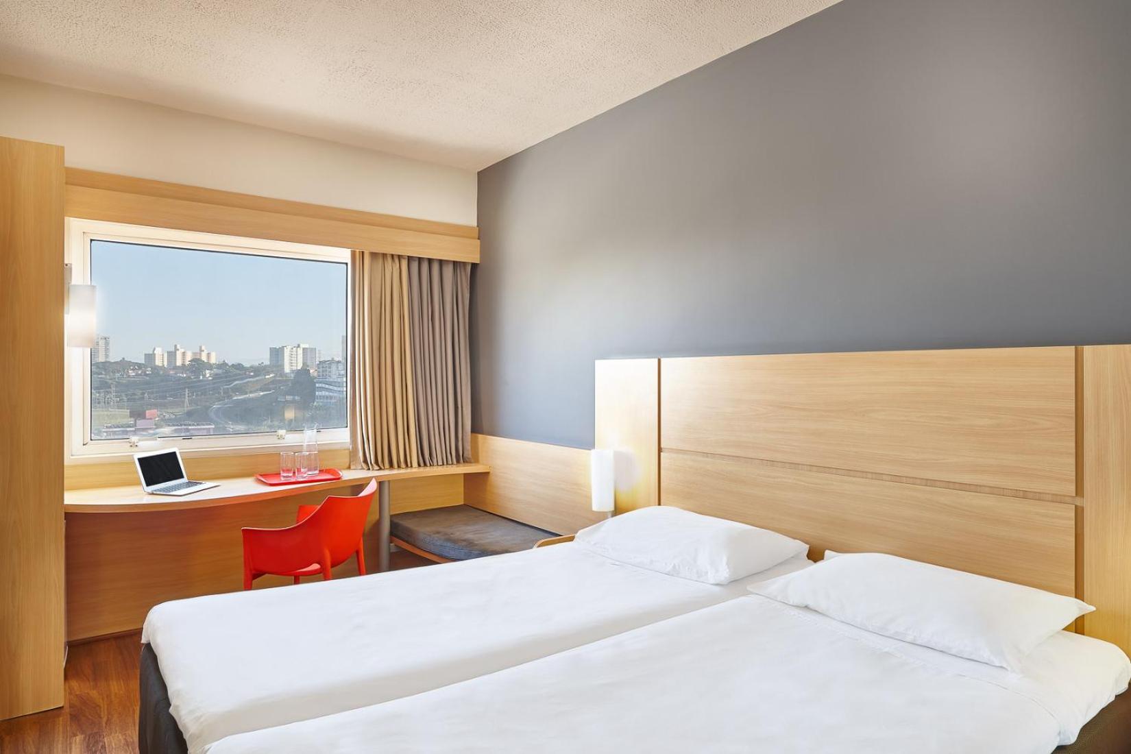 Standard Twin Room photo 3