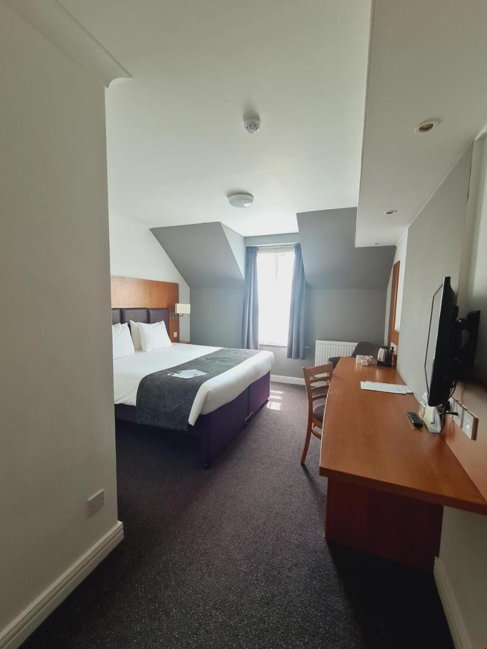 Double Room - Photo 1