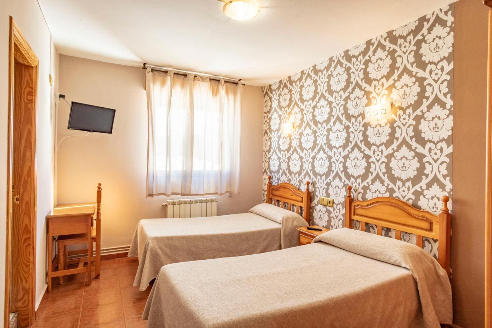 Twin Room photo 2