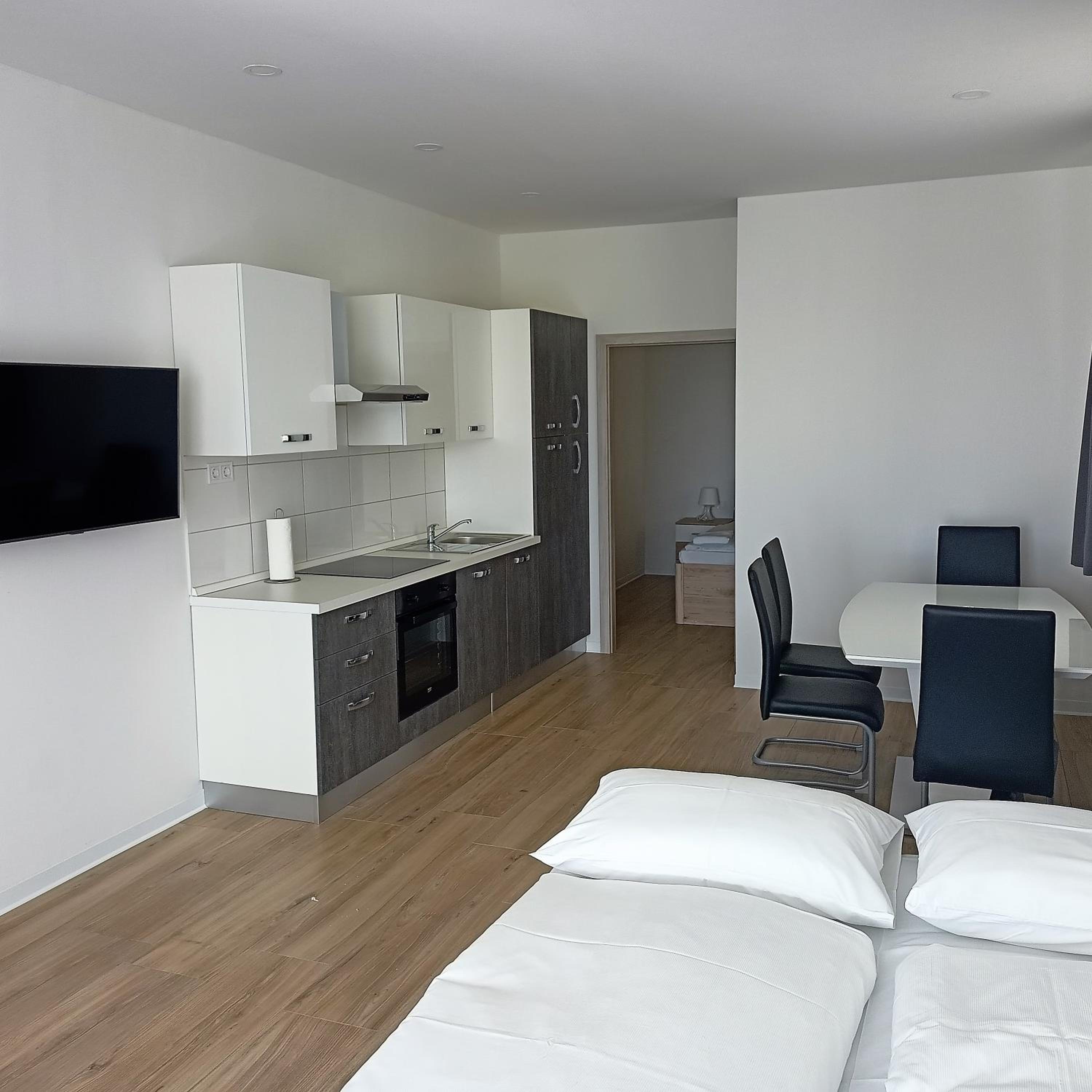 One-Bedroom Apartment - Photo 13