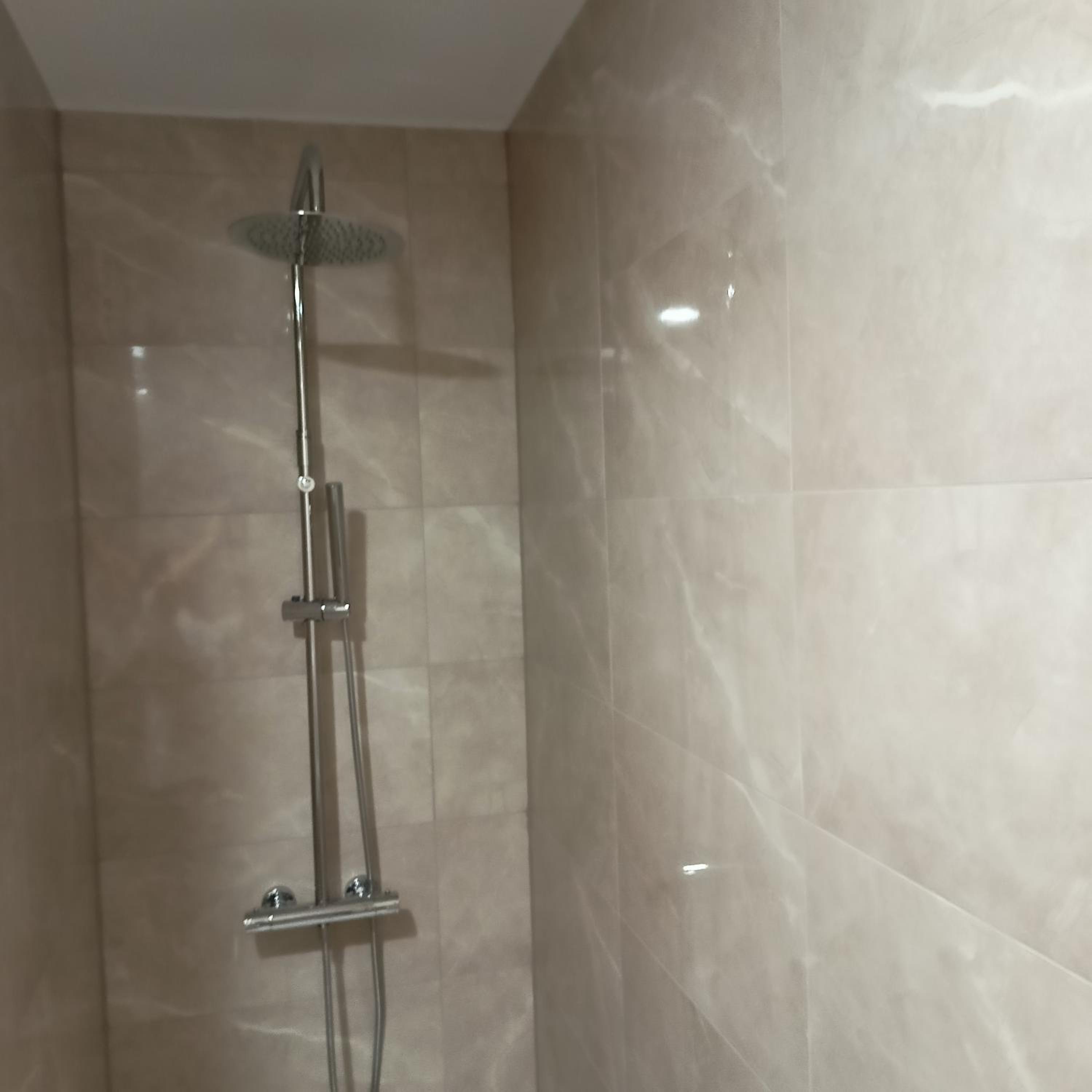 One-Bedroom Apartment - Photo 11