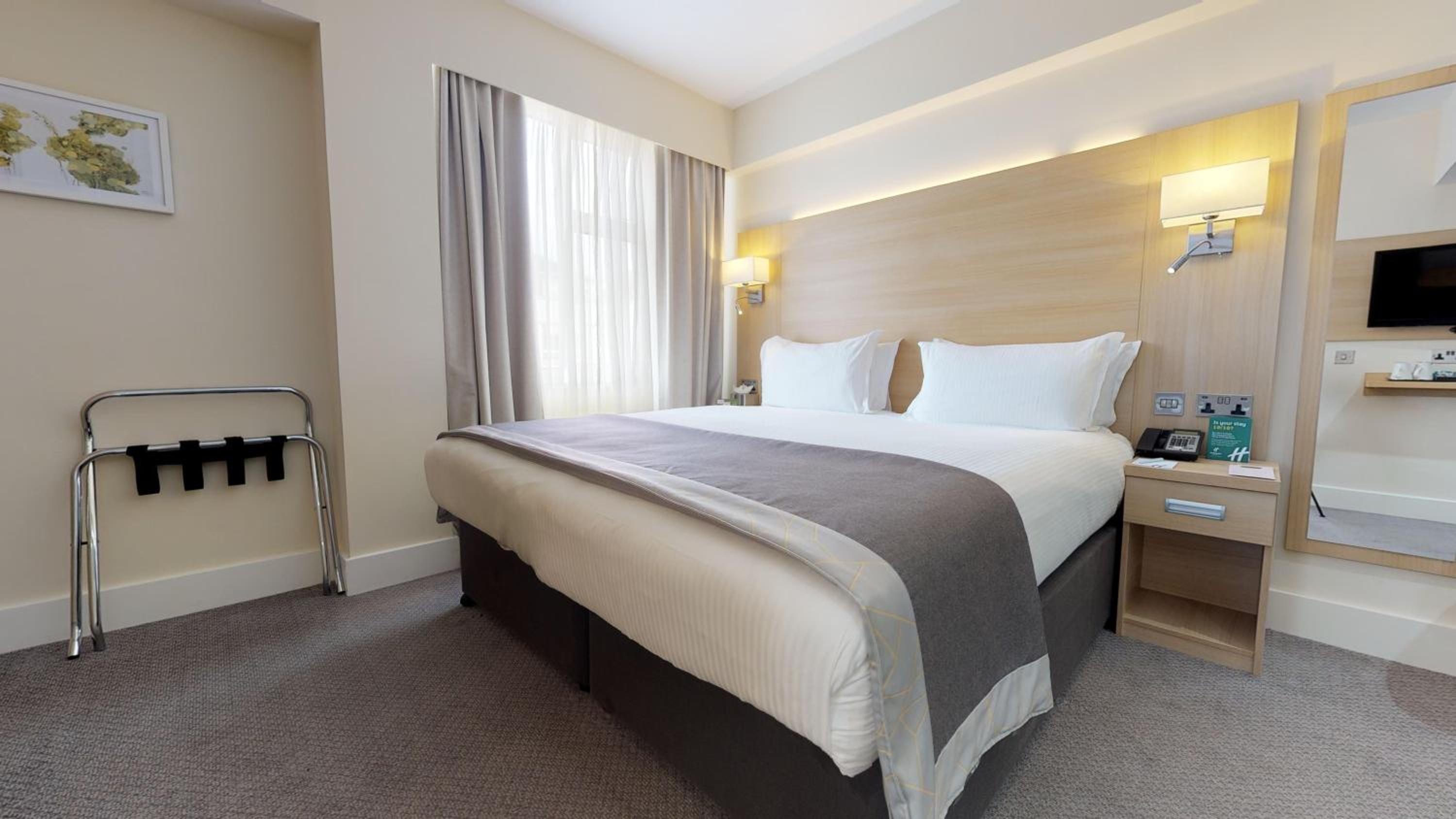 Standard King Room - Disability Access