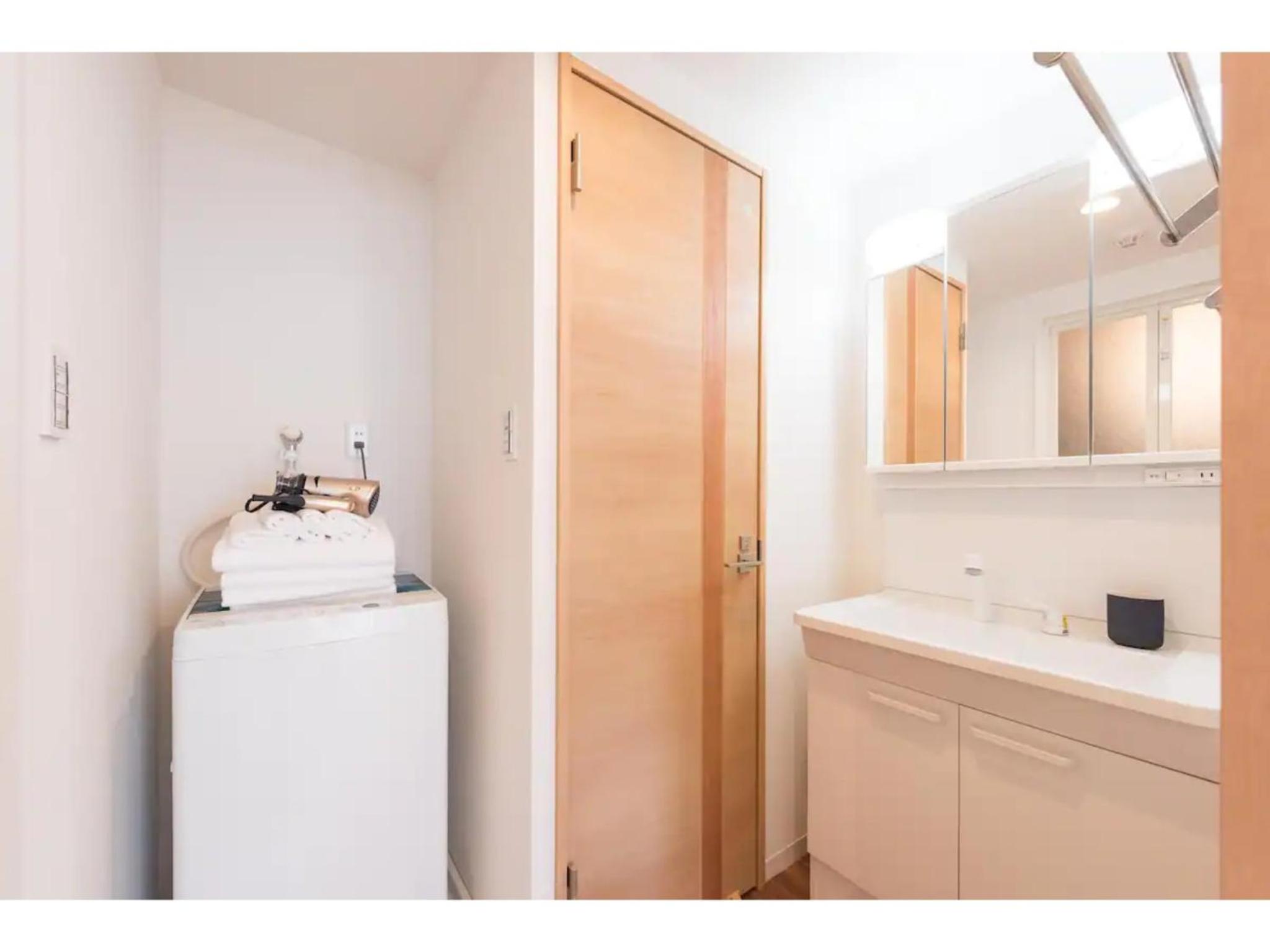 Apartment photo 2