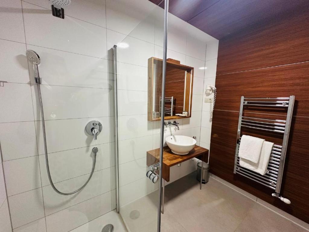 Deluxe Suite with Balcony - Depandance