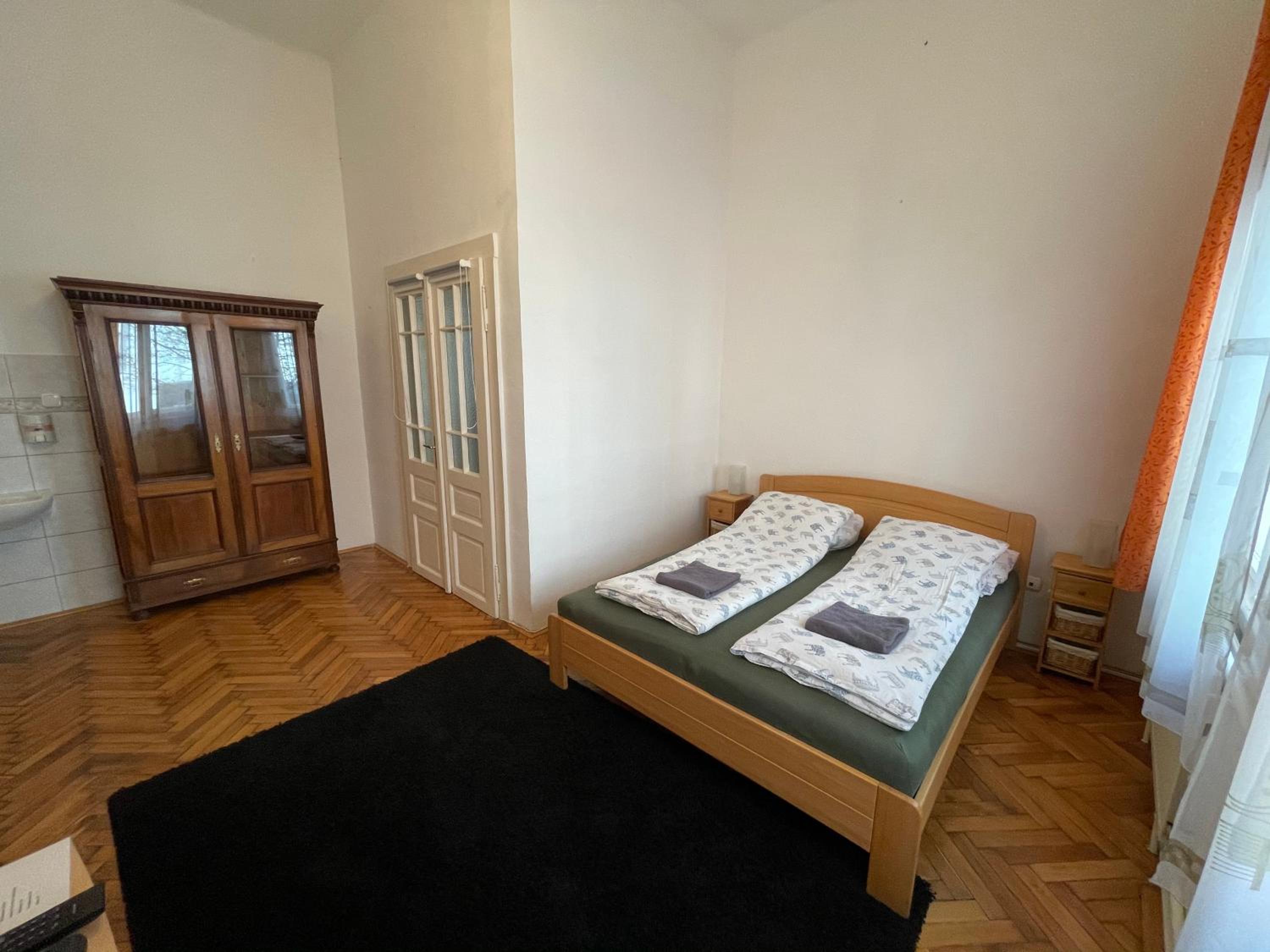 Double Room with Private Bathroom photo 1