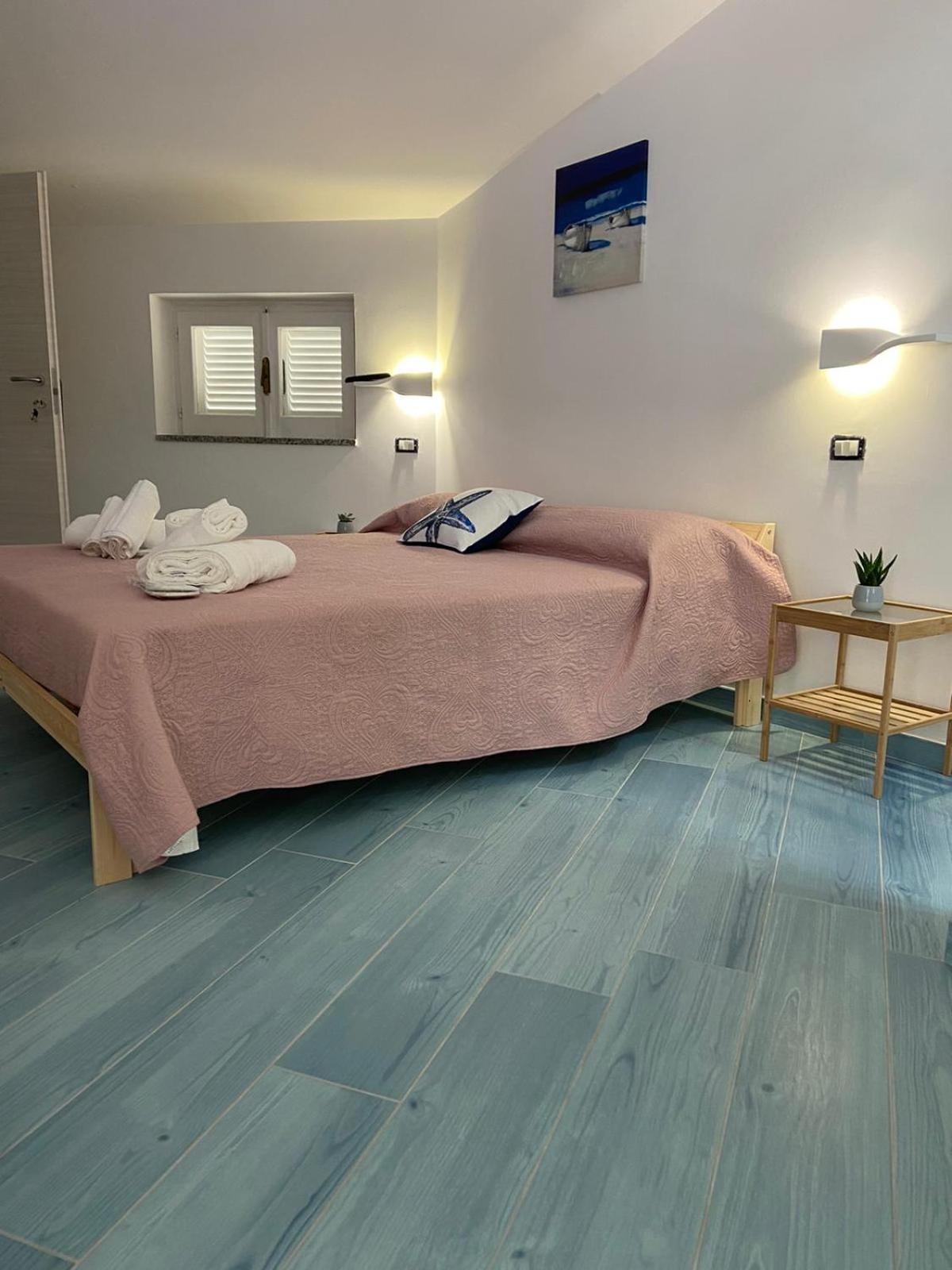 Deluxe Double Room with Extra Bed photo 1