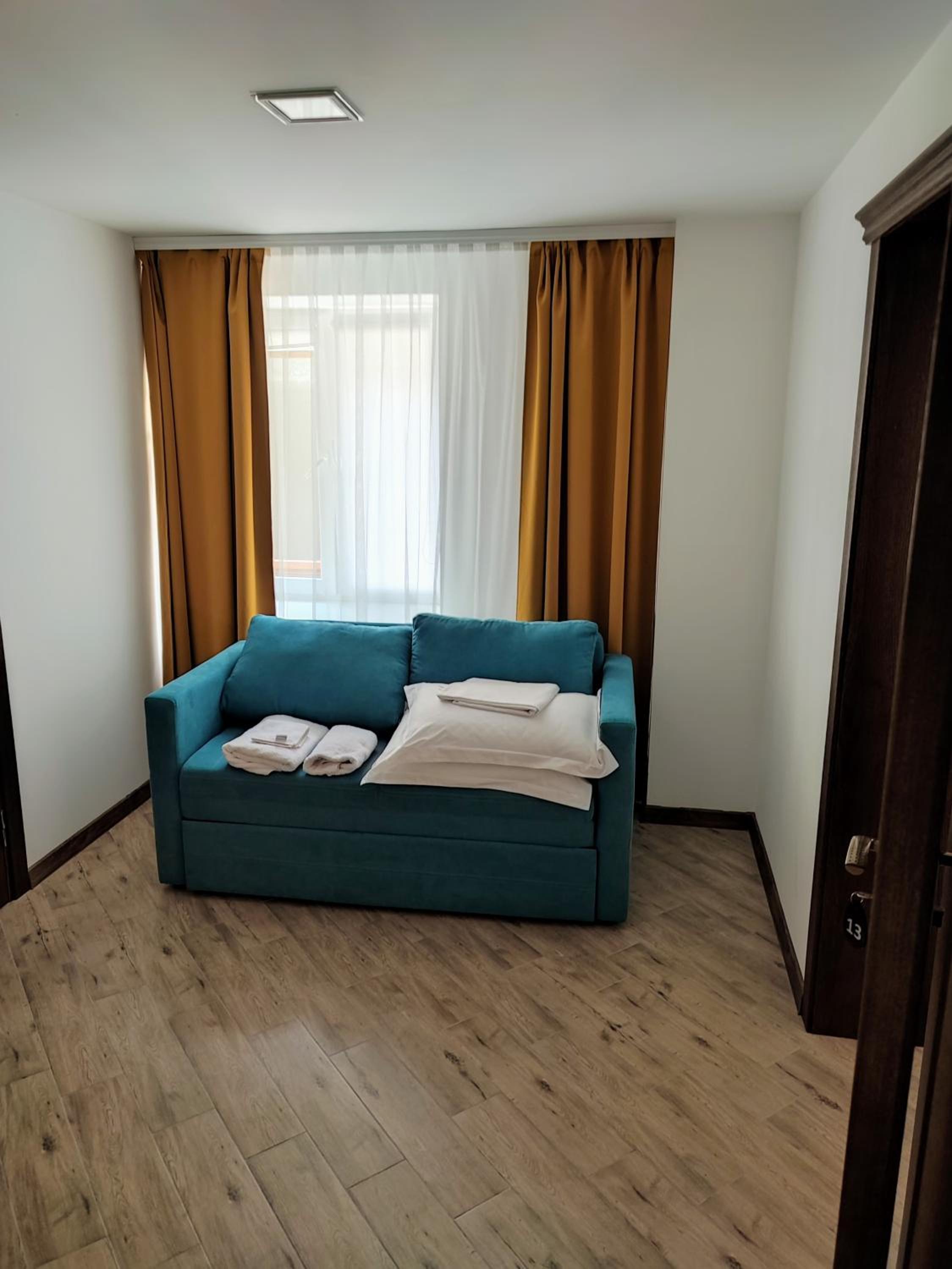 Standard Triple Room photo 3